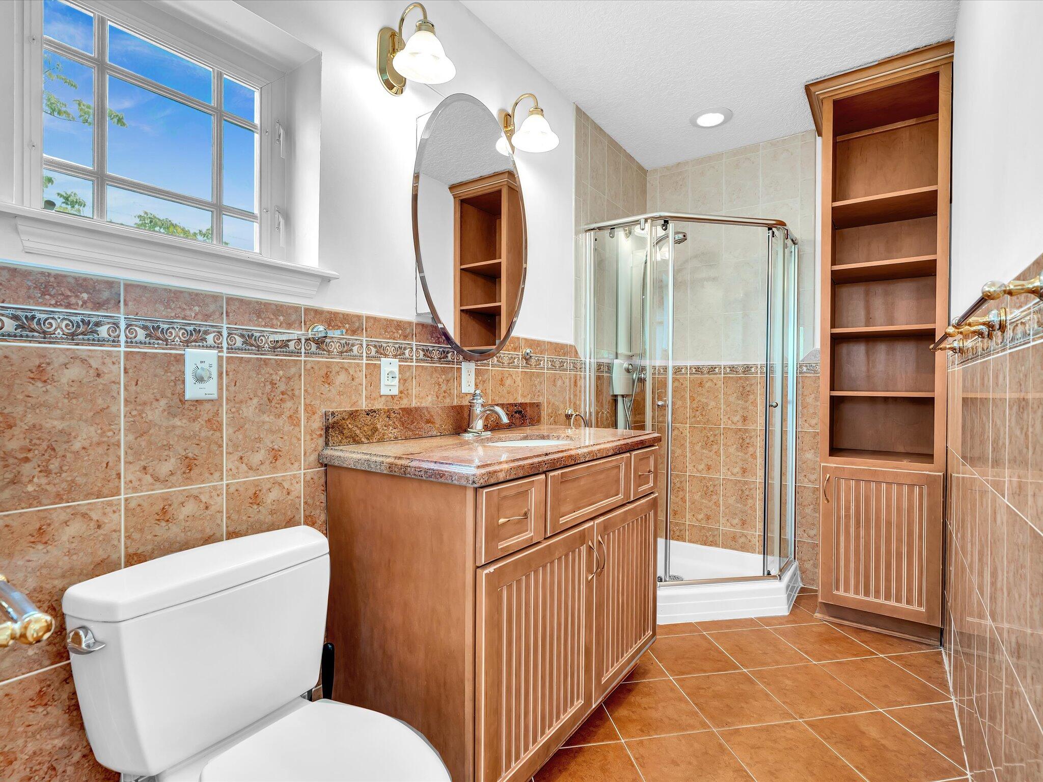 518 N Riverside Drive Property Photo 54