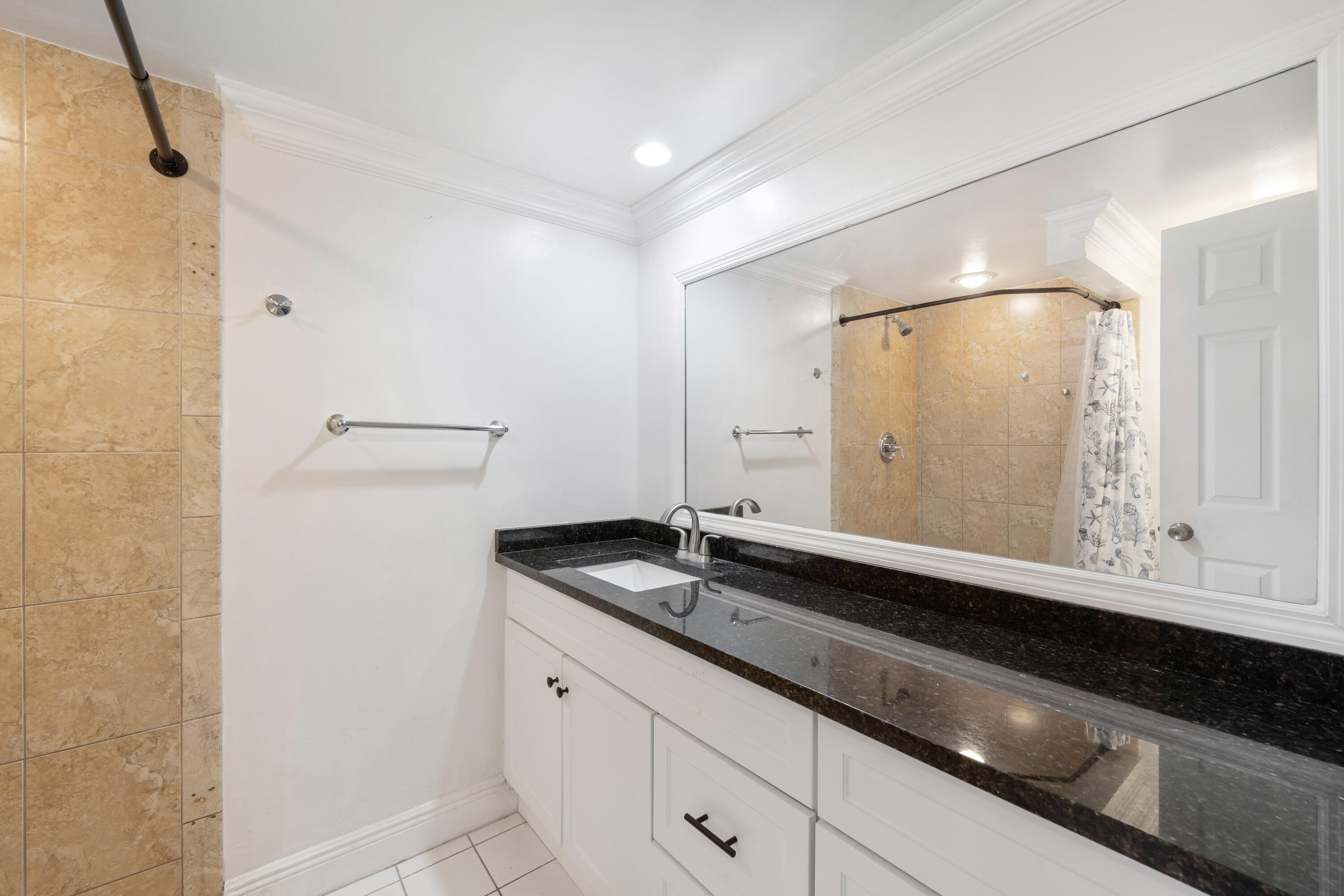 915 9th Way Property Photo 17