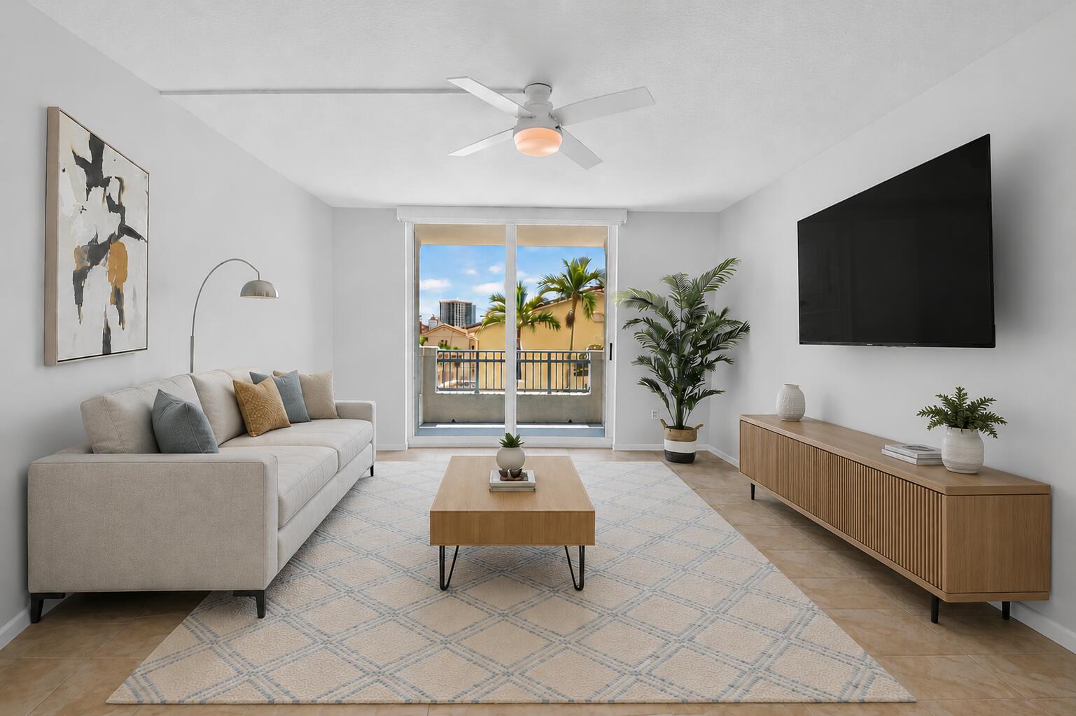403 S Sapodilla Avenue 307 Property Photo 1