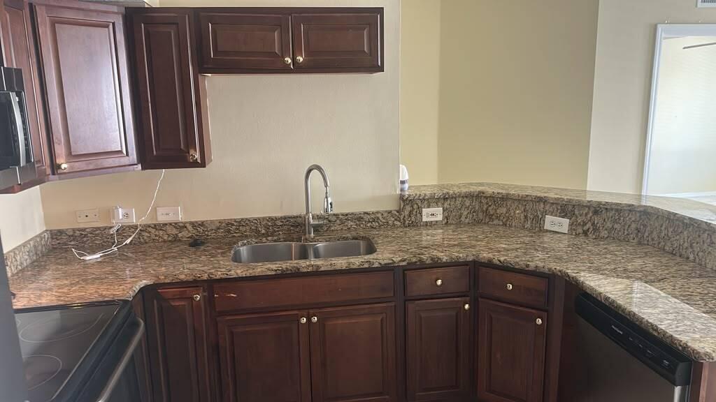 201 Villa Circle 201 Property Photo 9