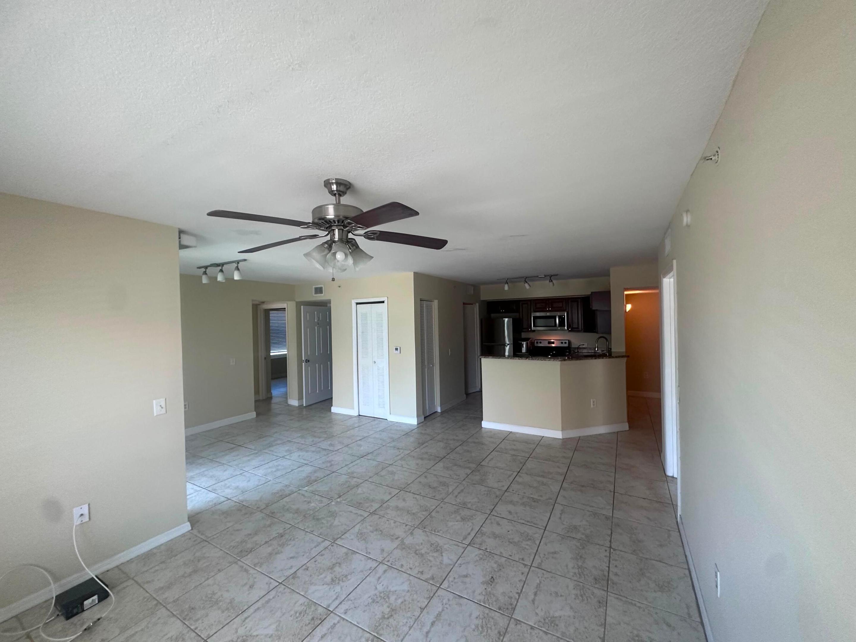 201 Villa Circle 201 Property Photo 13