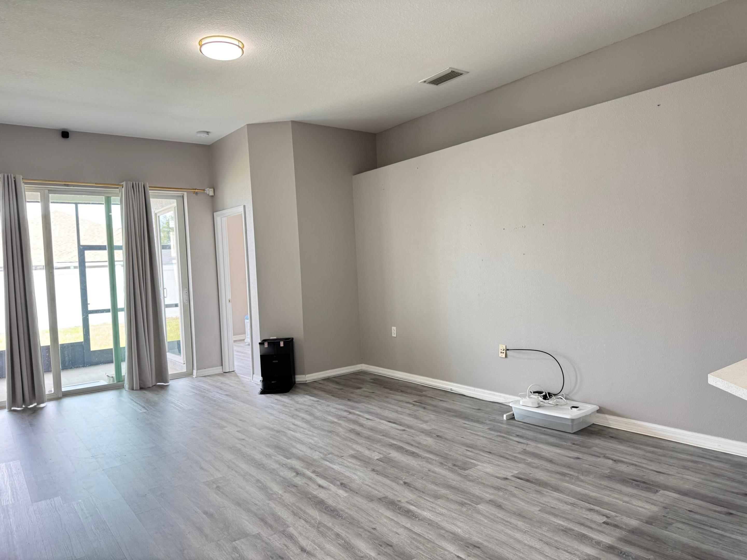 10868 Standing Stone Drive Property Photo 17
