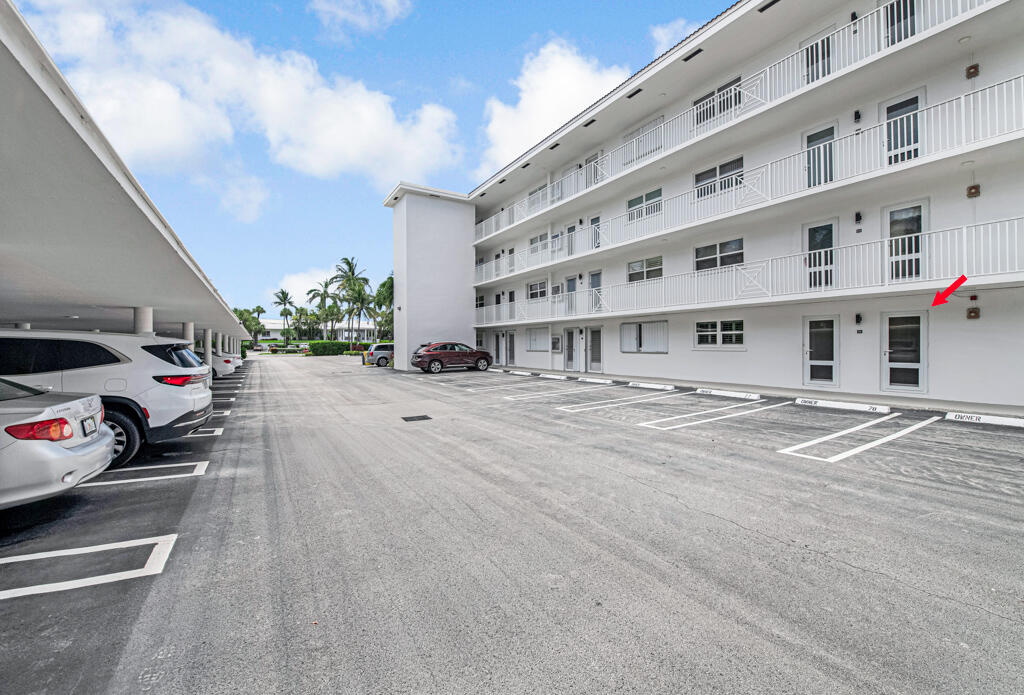 1910 S Ocean Boulevard 112 Property Photo 3