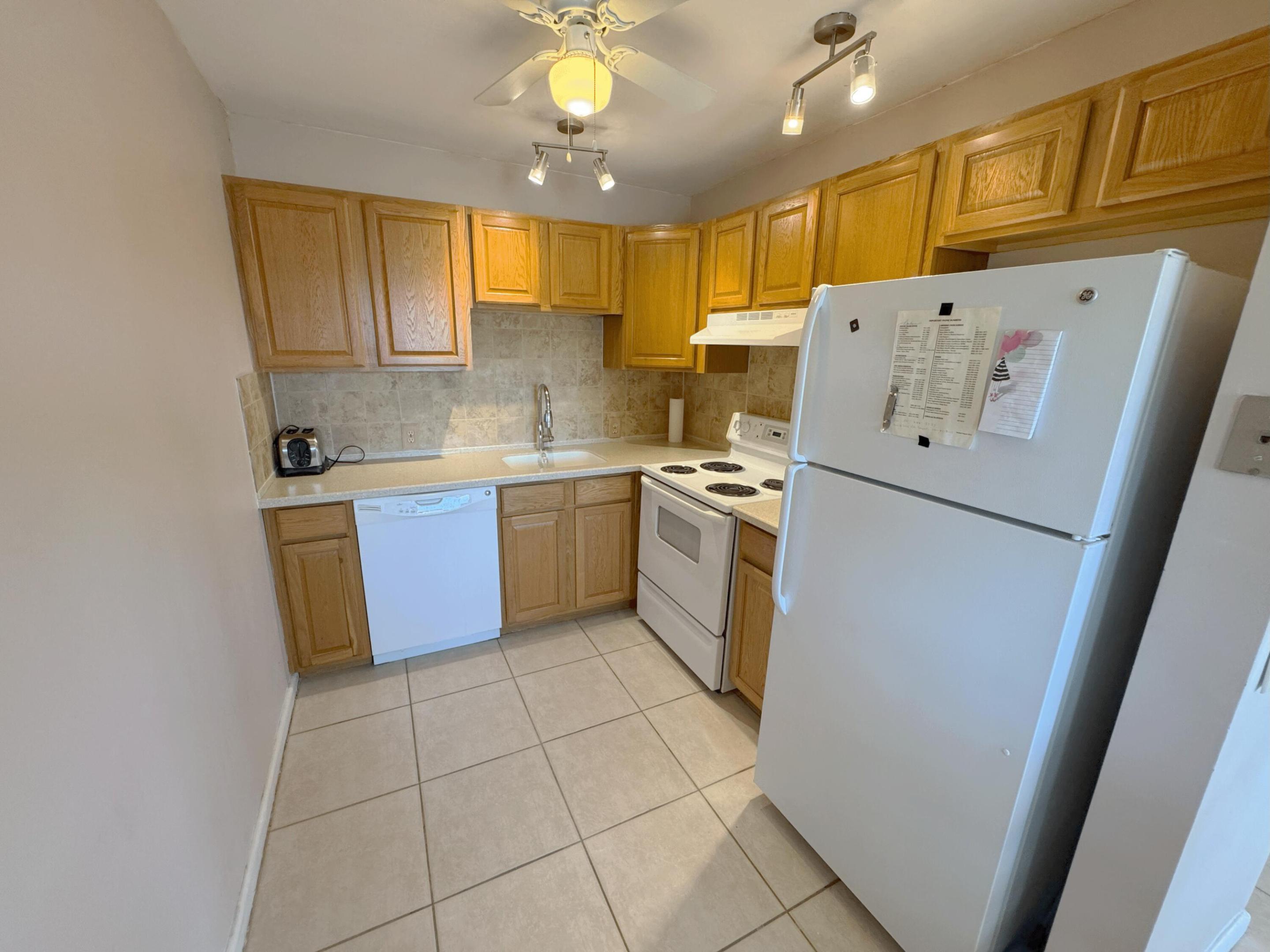 125 Dorset C Property Photo 1