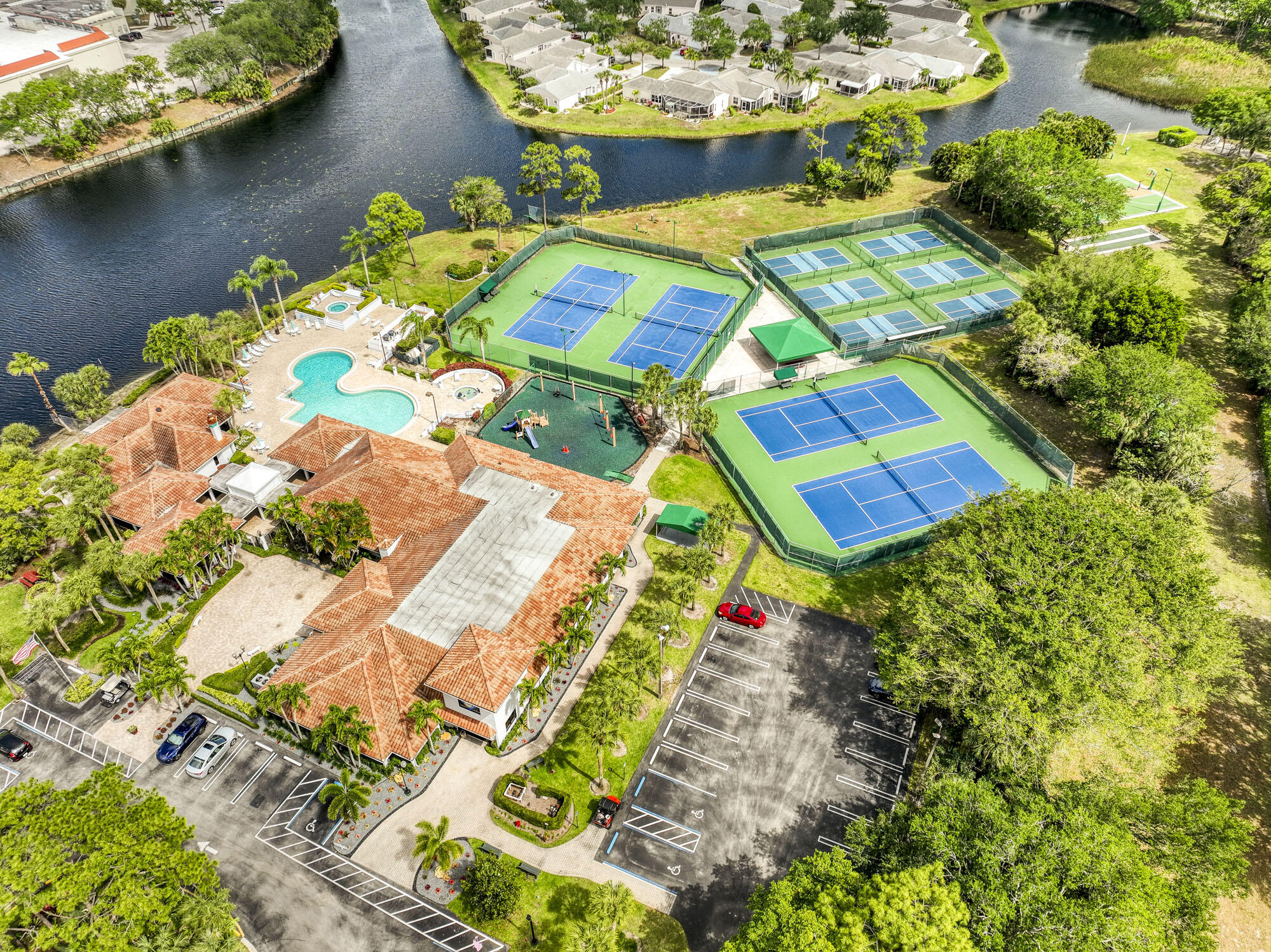 109 Landings Boulevard Property Photo 29