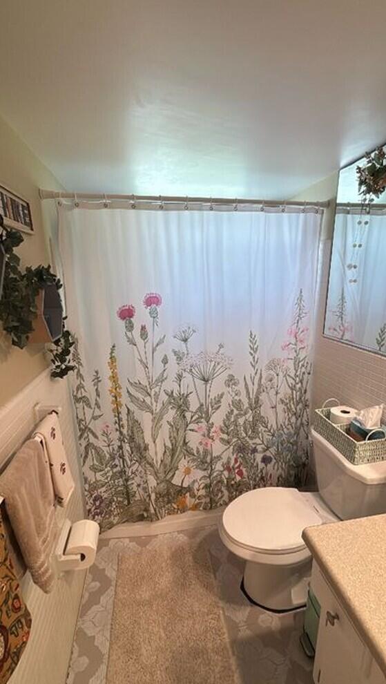 230 N Federal Highway 106 Property Photo 14