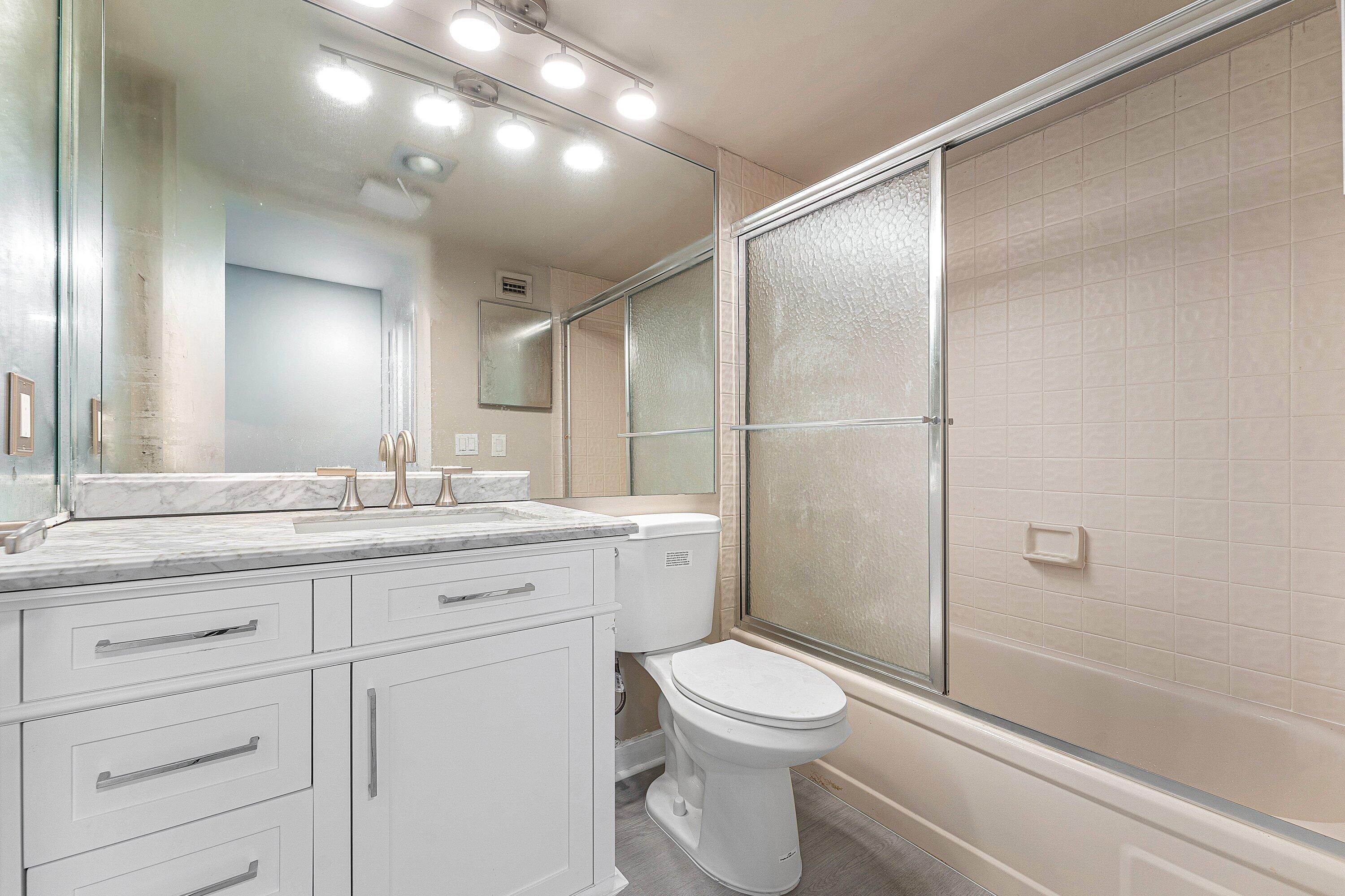 6420 Boca Del Mar Drive 207 Property Photo 15