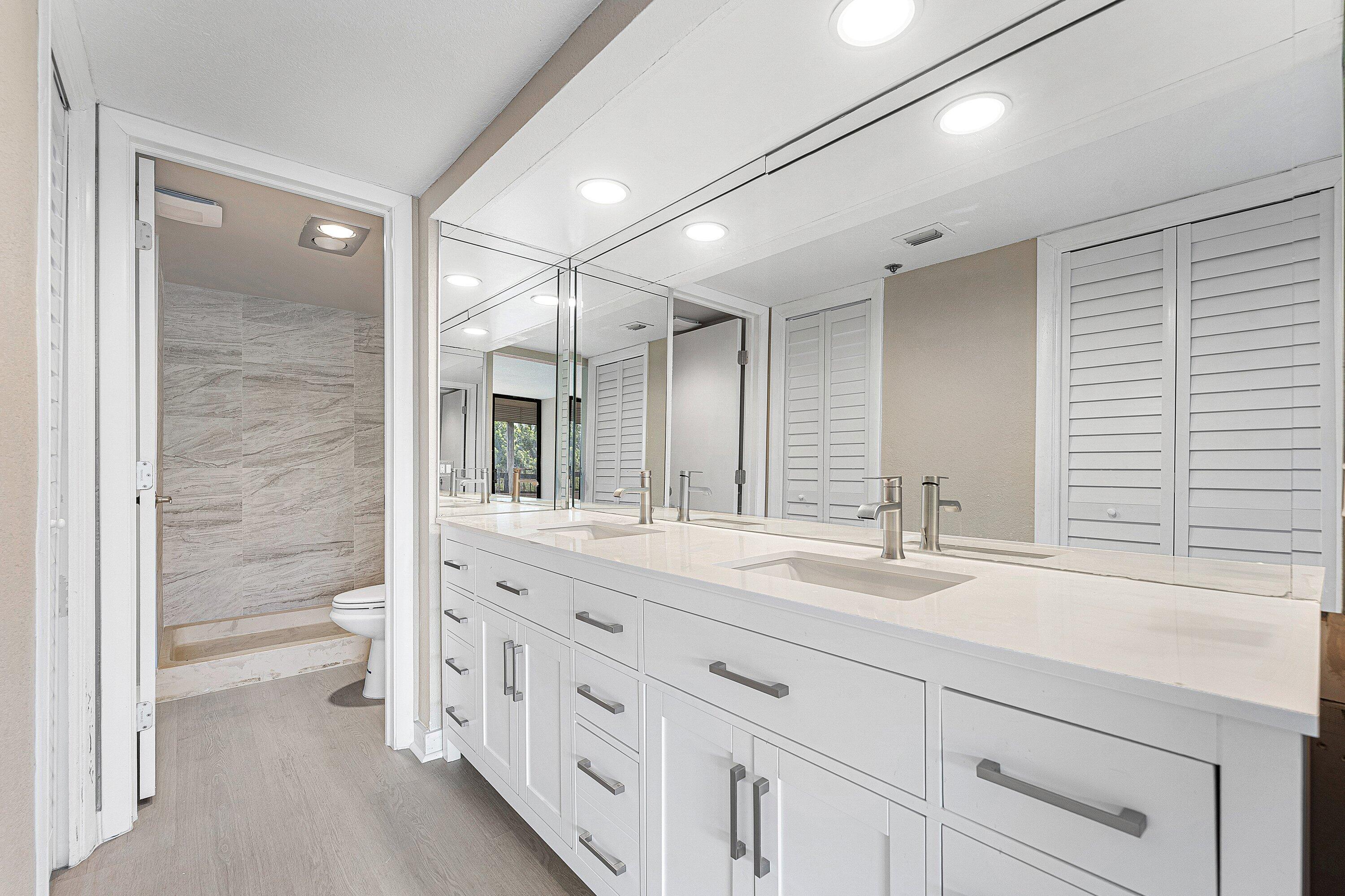 6420 Boca Del Mar Drive 207 Property Photo 19