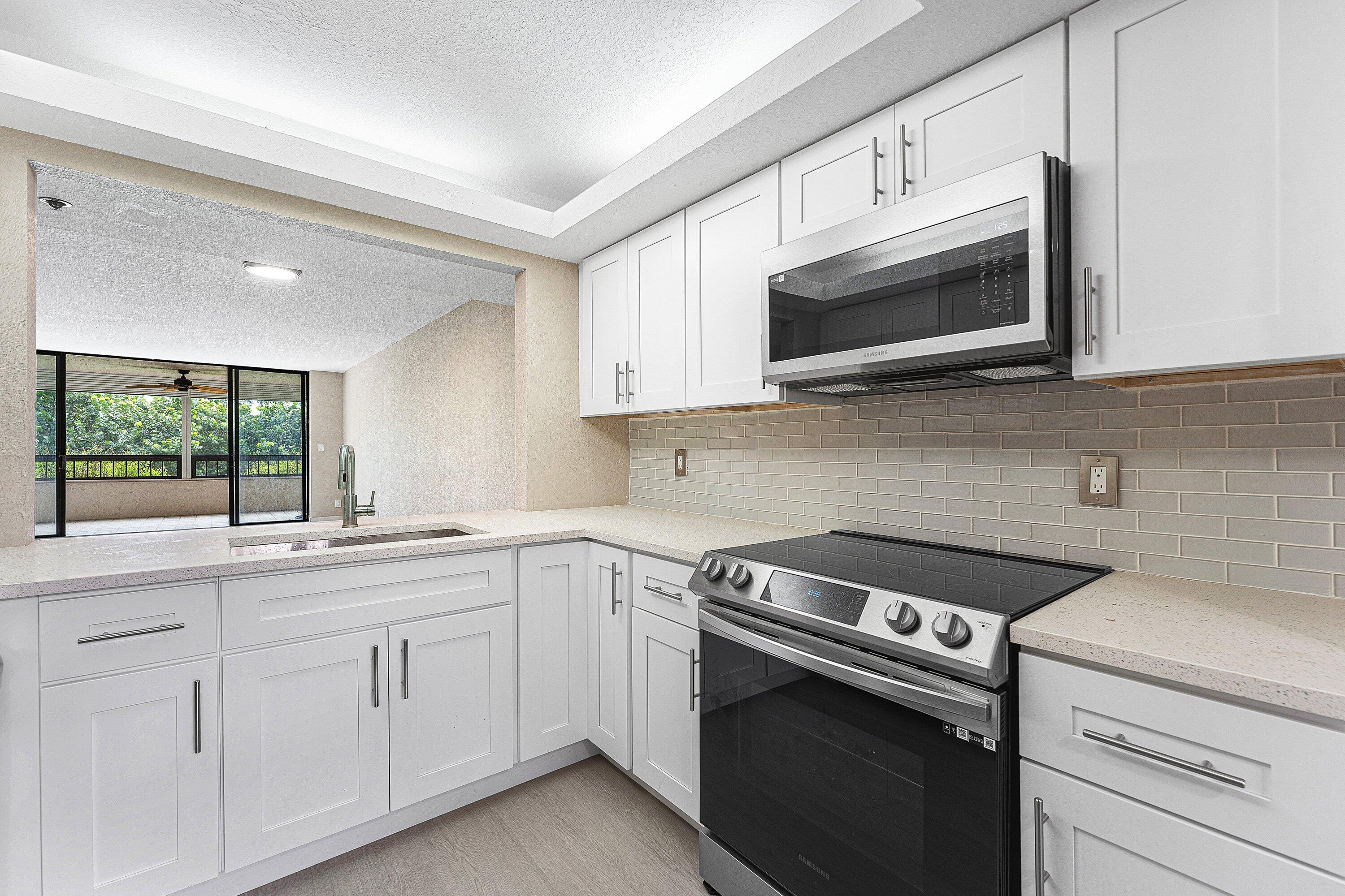 6420 Boca Del Mar Drive 207 Property Photo 21