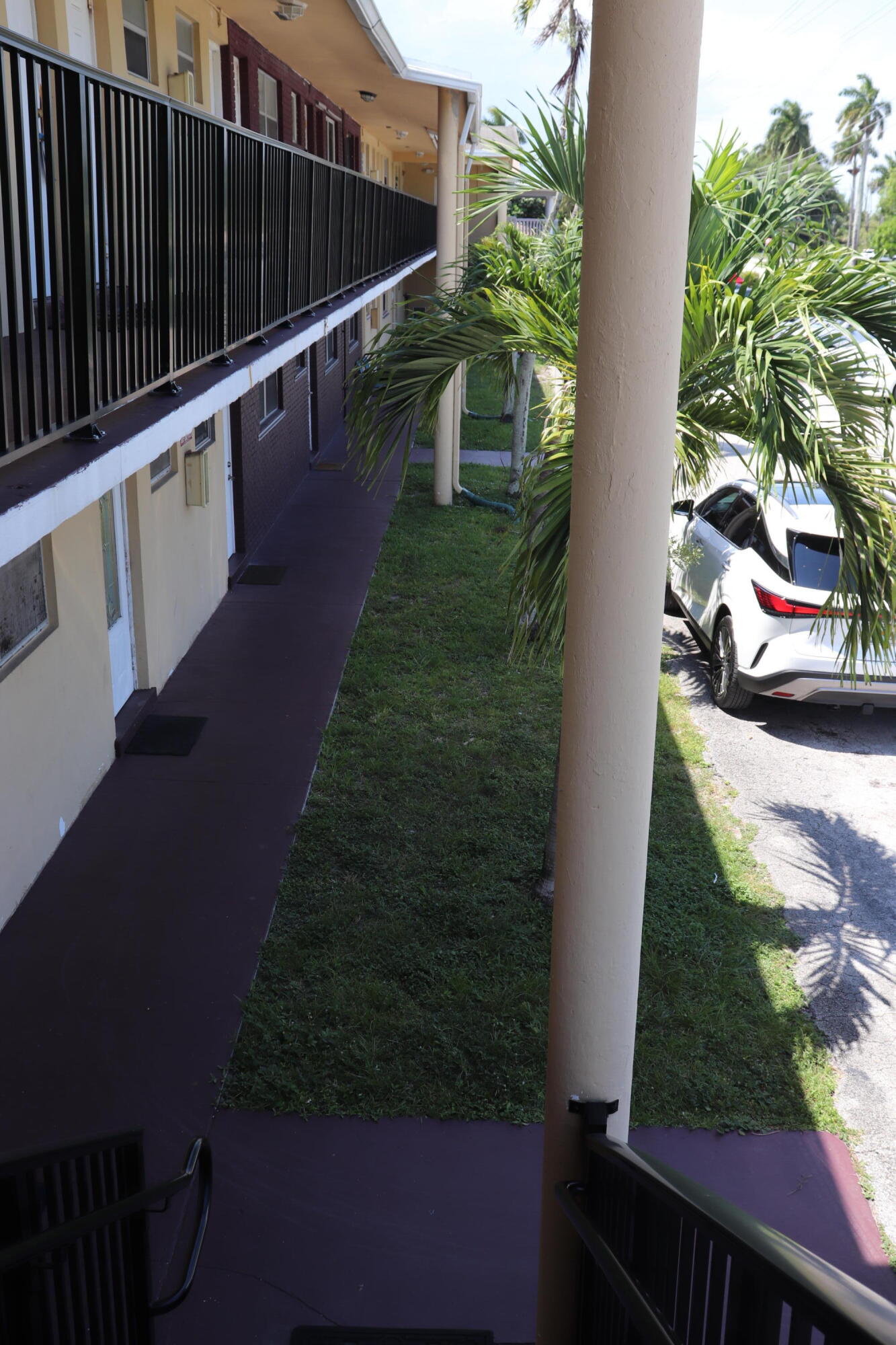 20500 Nw 7th Avenue 8 Property Photo 17