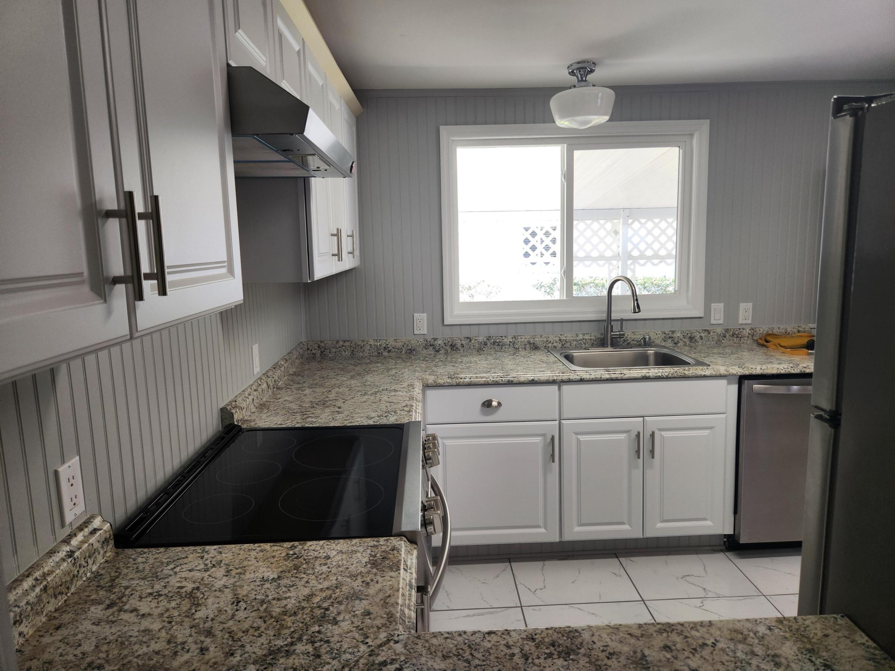 8215 Caper Lane Property Photo 11