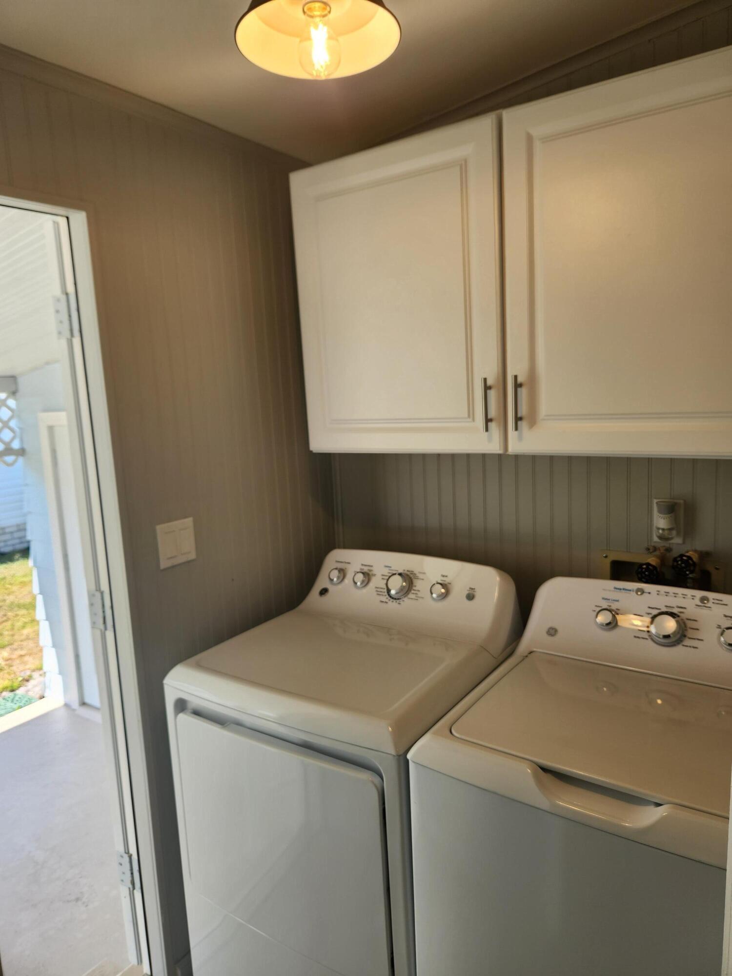 8215 Caper Lane Property Photo 17