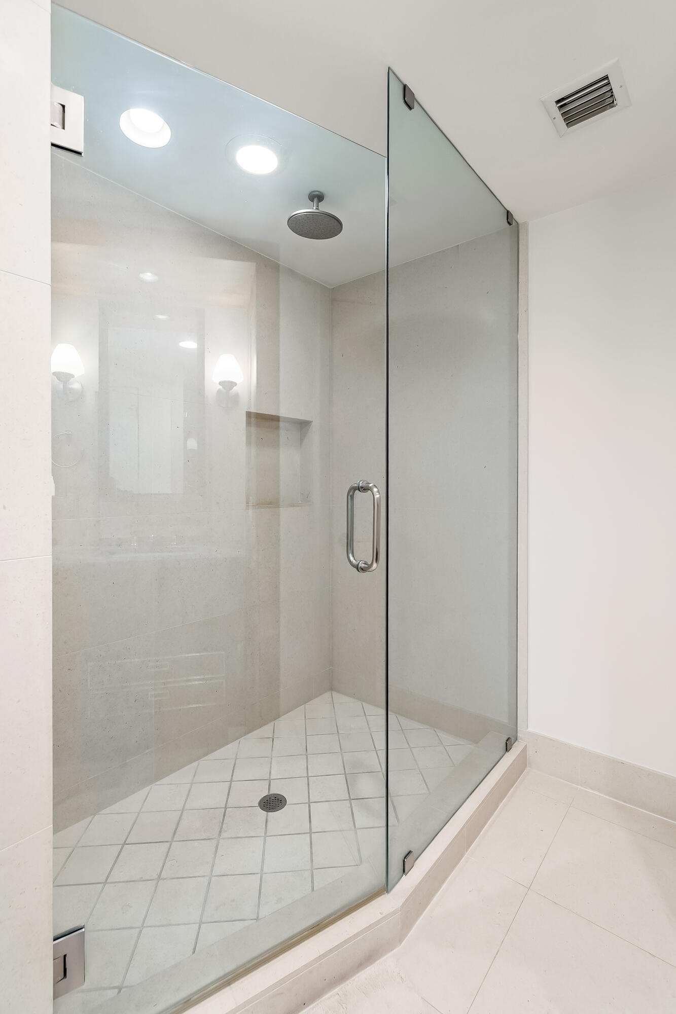 6899 Collins Avenue 1409 Property Photo 38