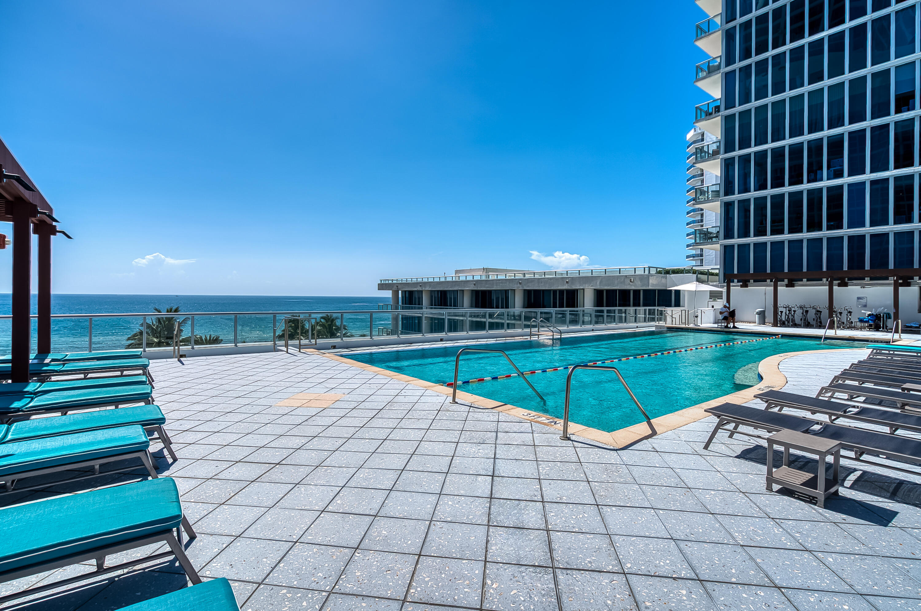 6899 Collins Avenue 1409 Property Photo 48