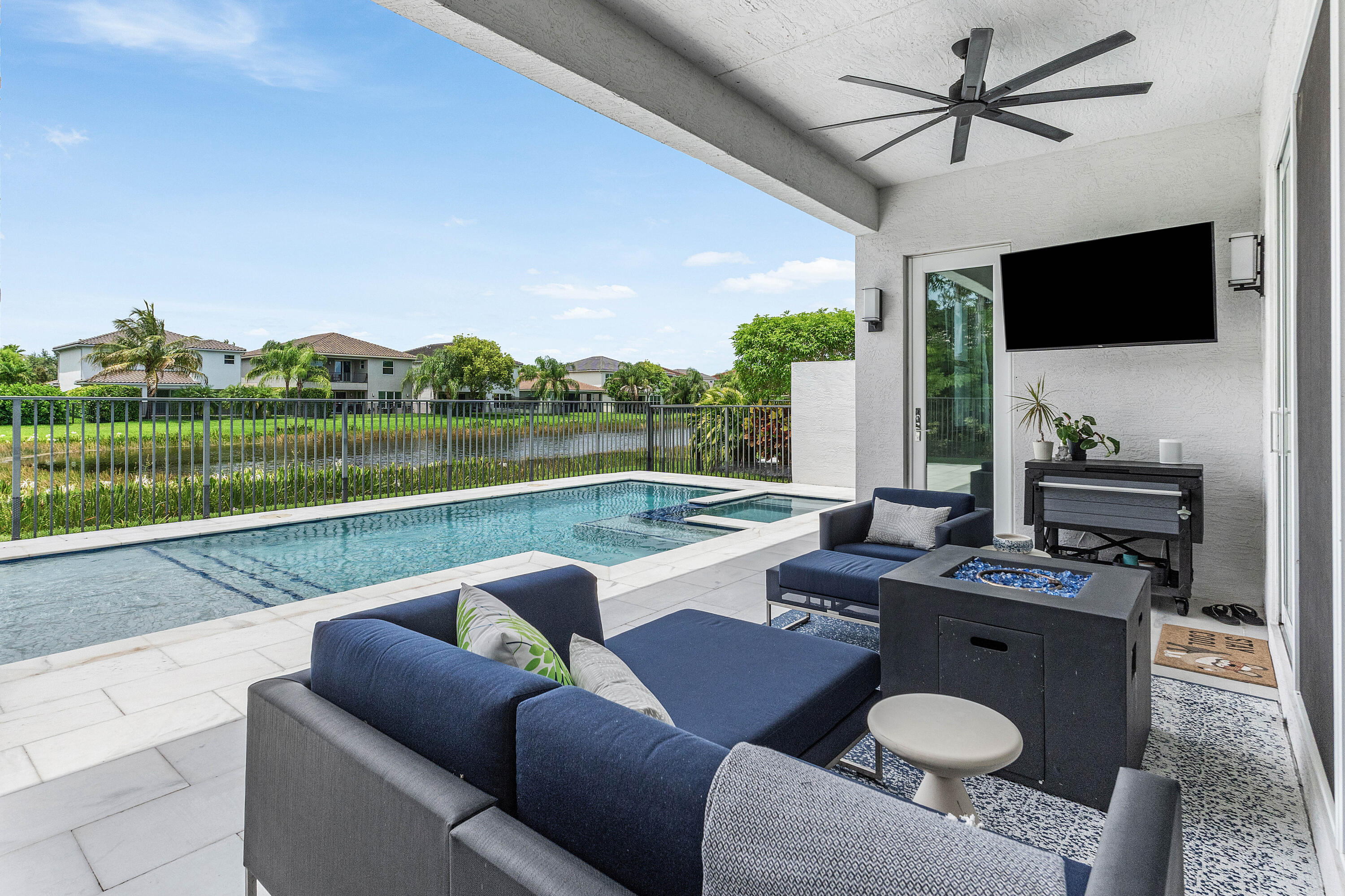 9663 Sterling Shores Street Property Photo 1