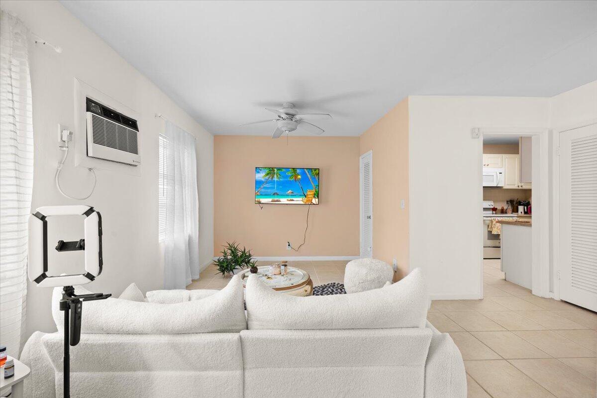 327 S Ocean Breeze 1 Property Photo 4