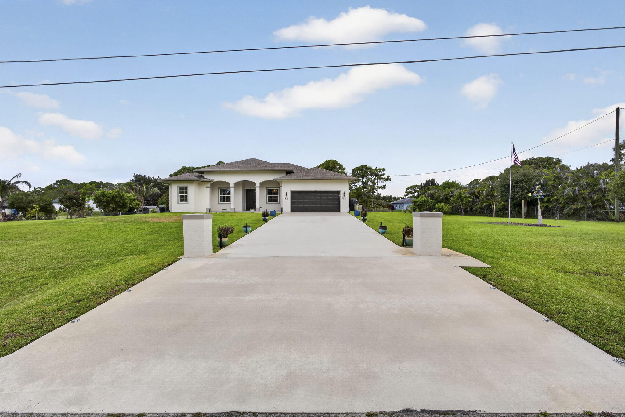 15108 99th Street N Property Photo 2