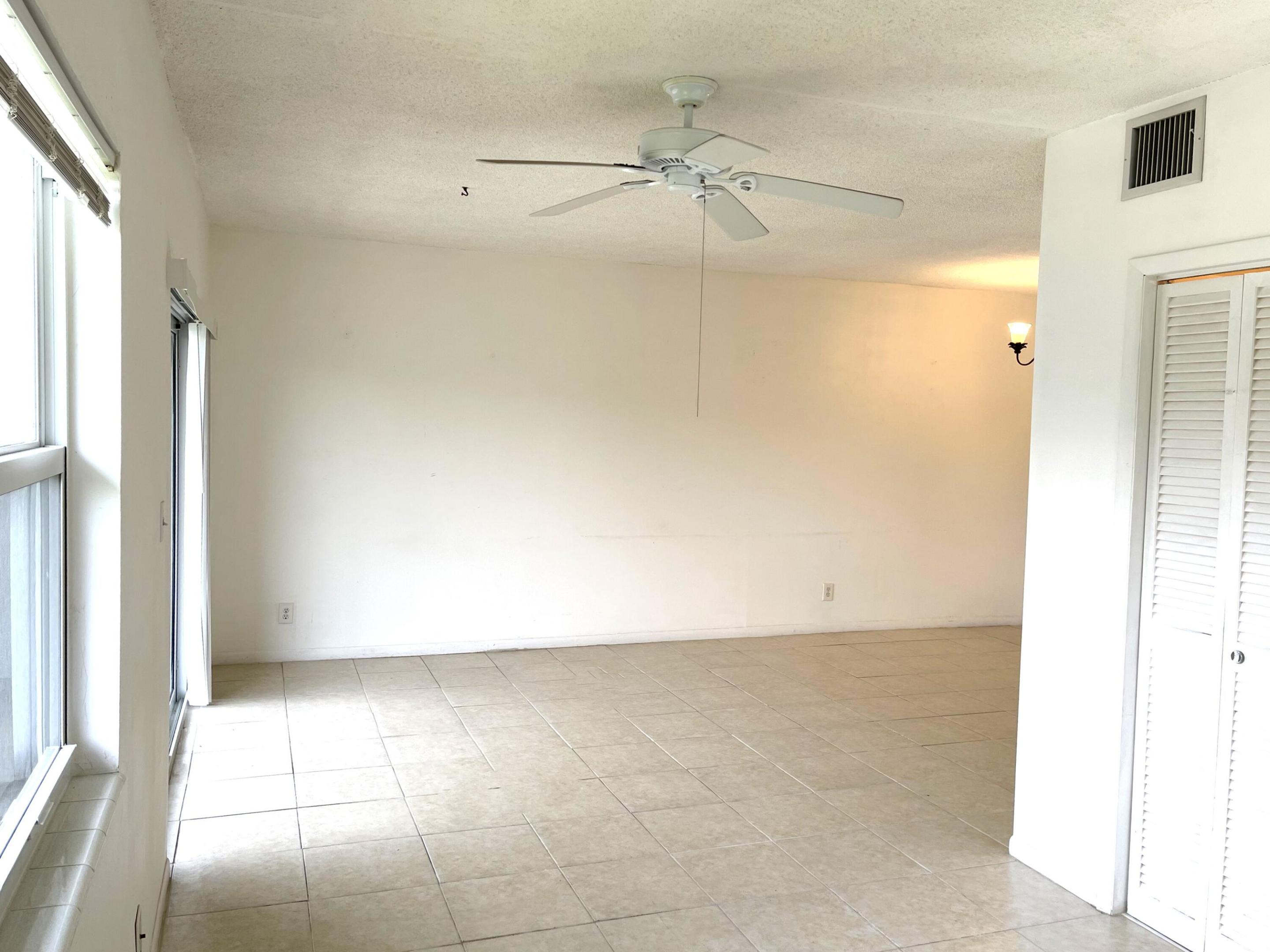 5501 Nw 2nd Avenue 313 Property Photo 11