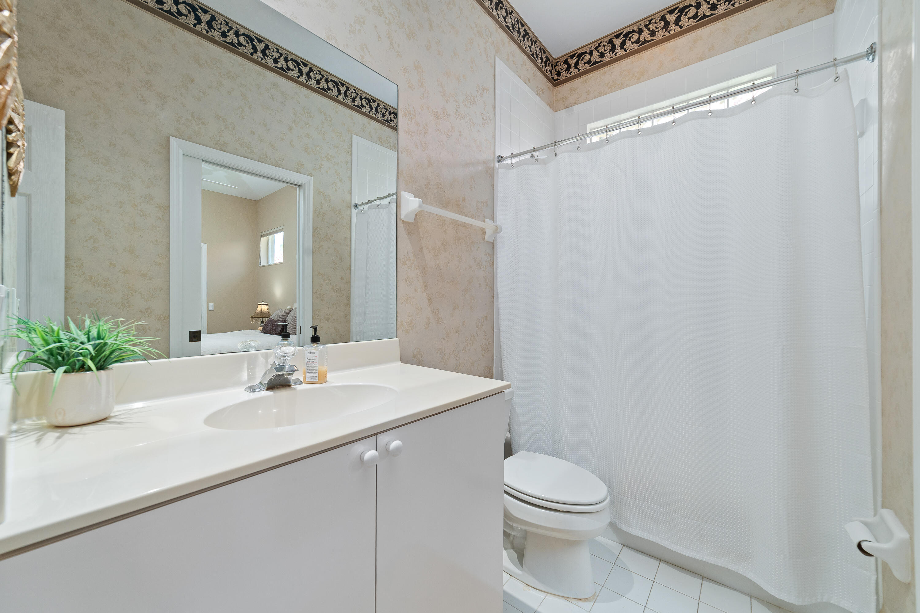 1726 Victoria Circle Property Photo 23