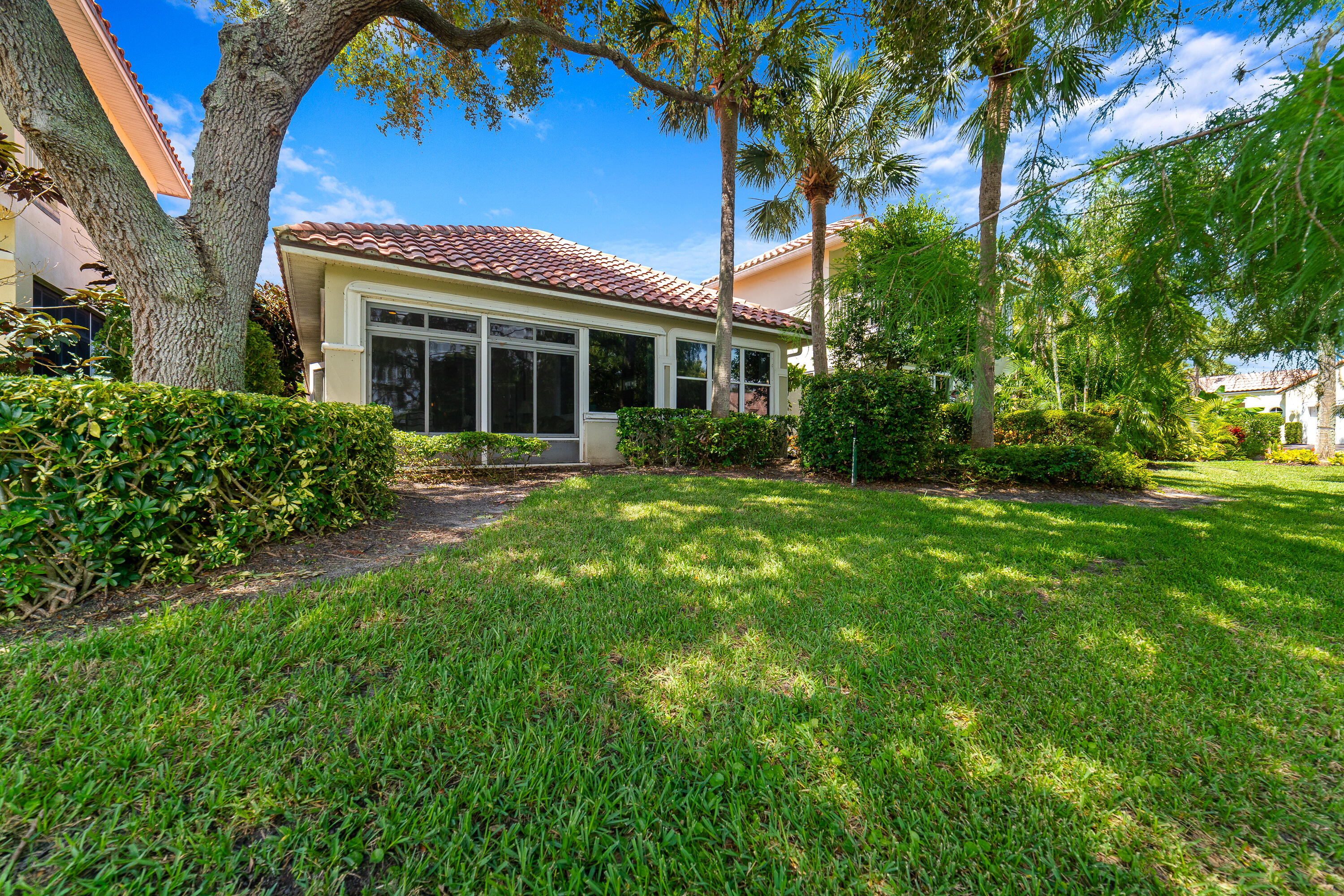 1726 Victoria Circle Property Photo 29