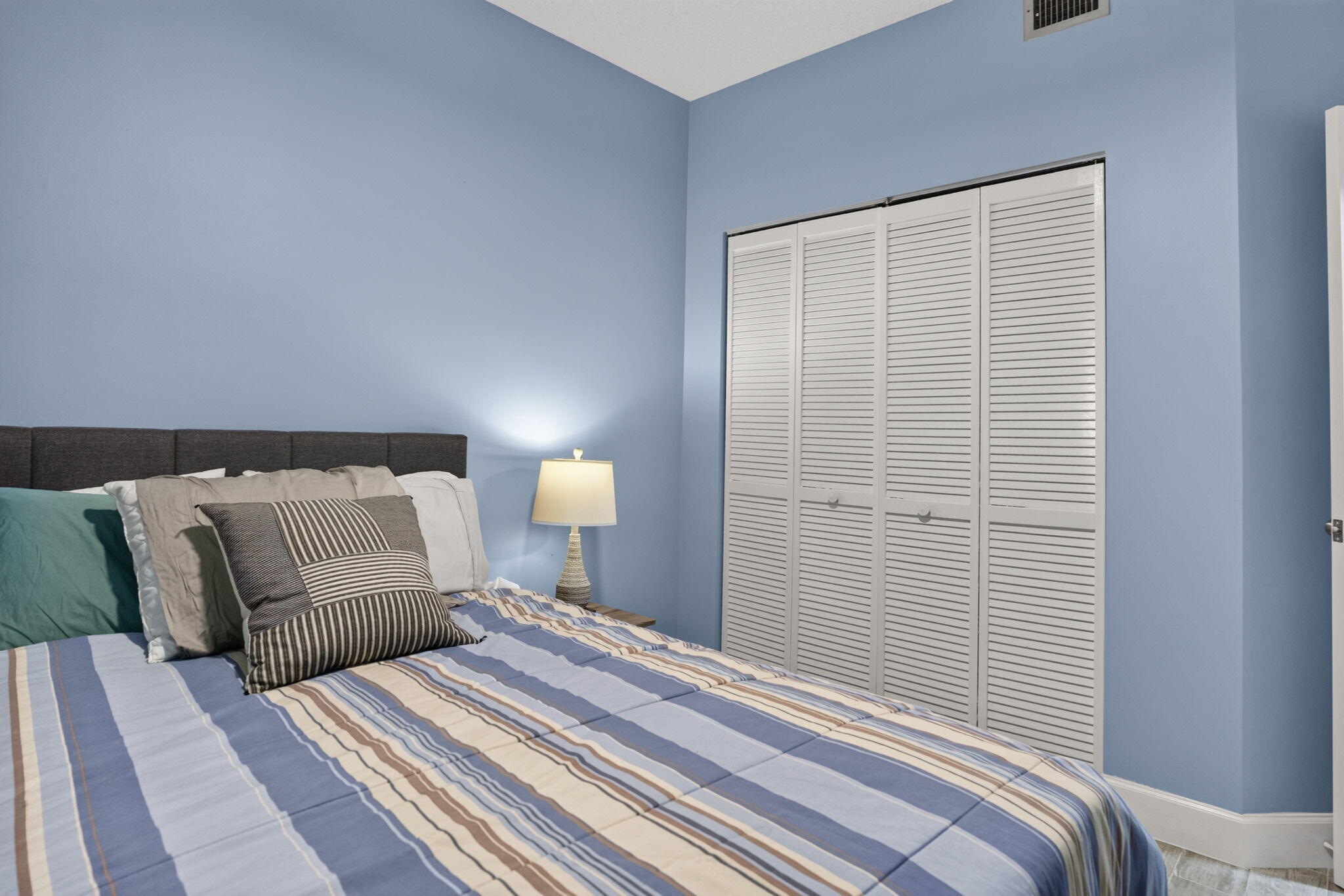 200 Waterway Road 104 Property Photo 26