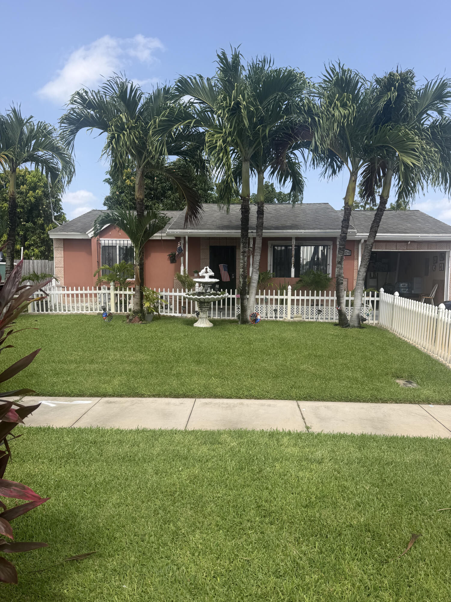 1304 Donwoods Lane
