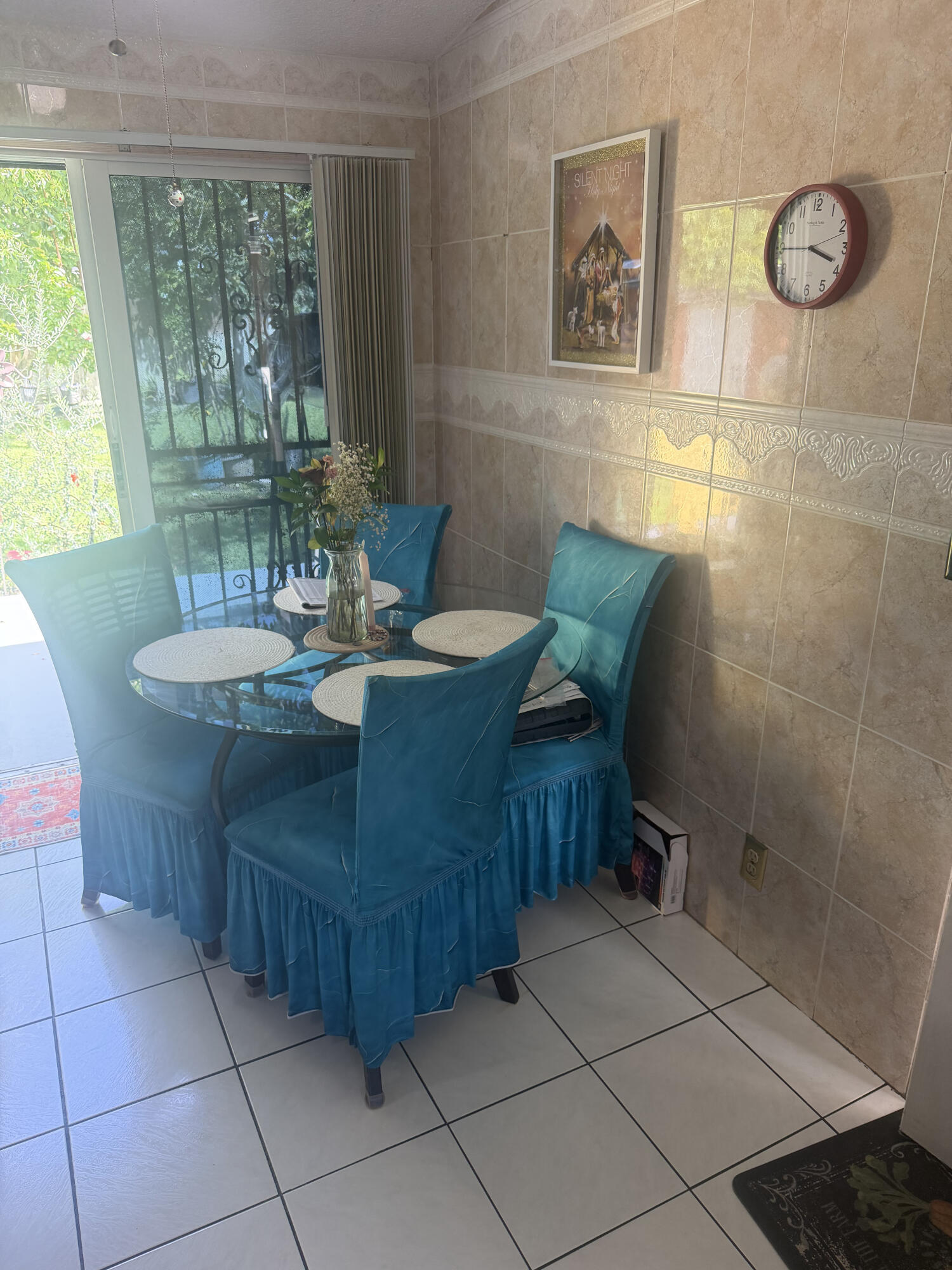 1304 Donwoods Lane Property Photo 5