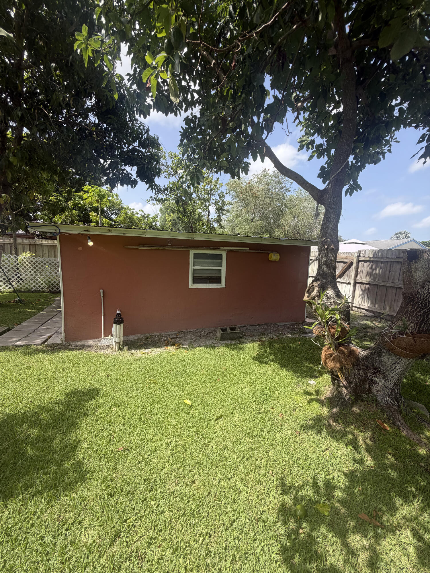 1304 Donwoods Lane Property Photo 29