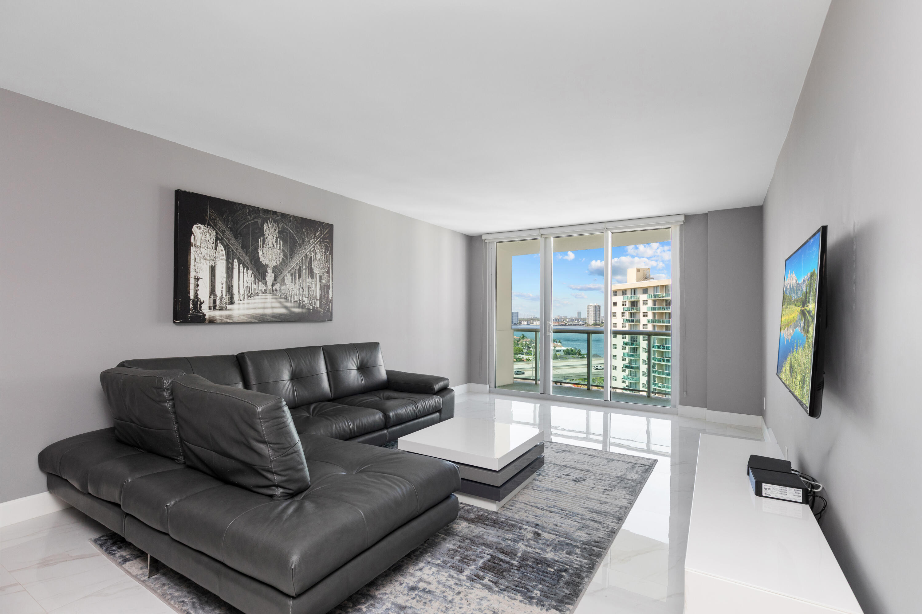 19380 Collins Avenue 1527 Property Photo 18