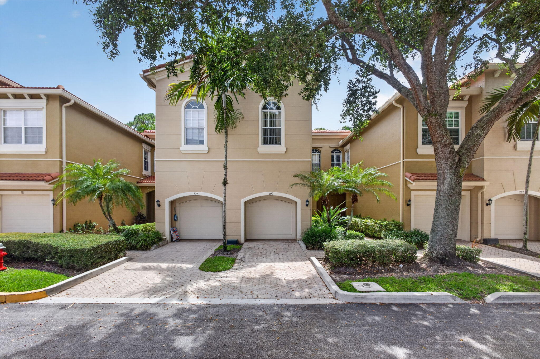 4991 Bonsai Circle 107 Property Photo 1