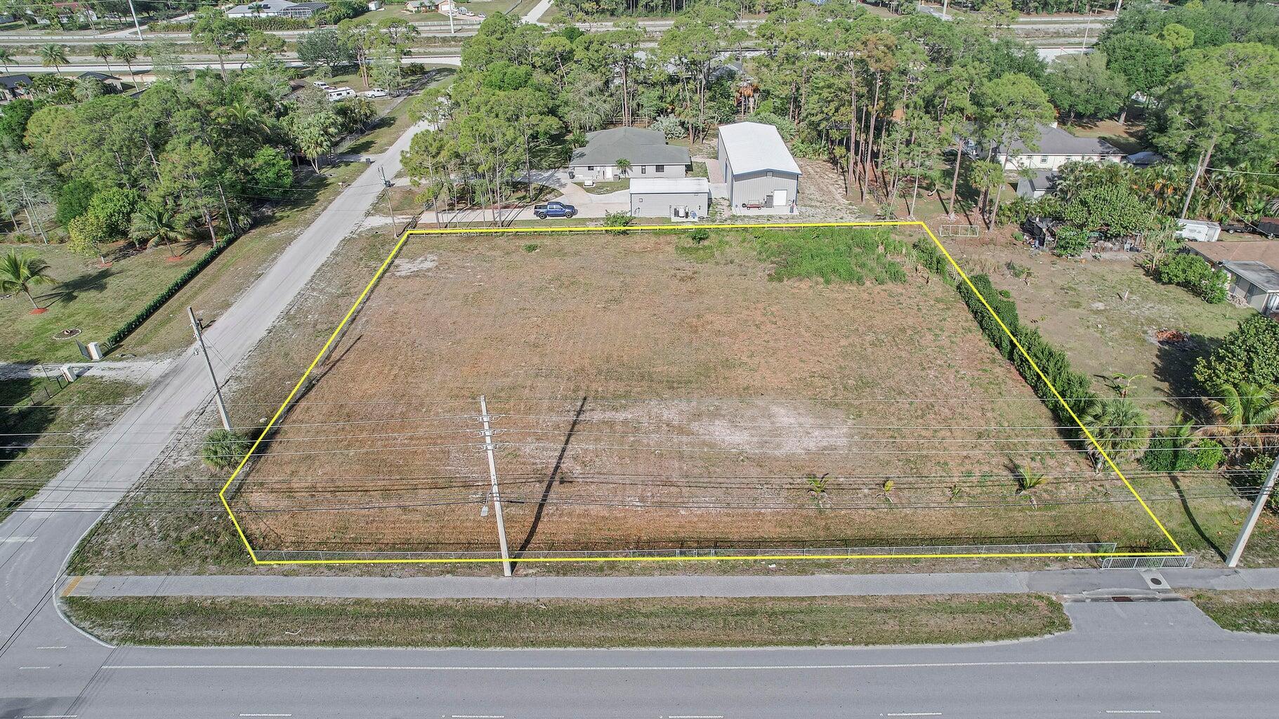 16705 E Lancashire Drive E Property Photo 5