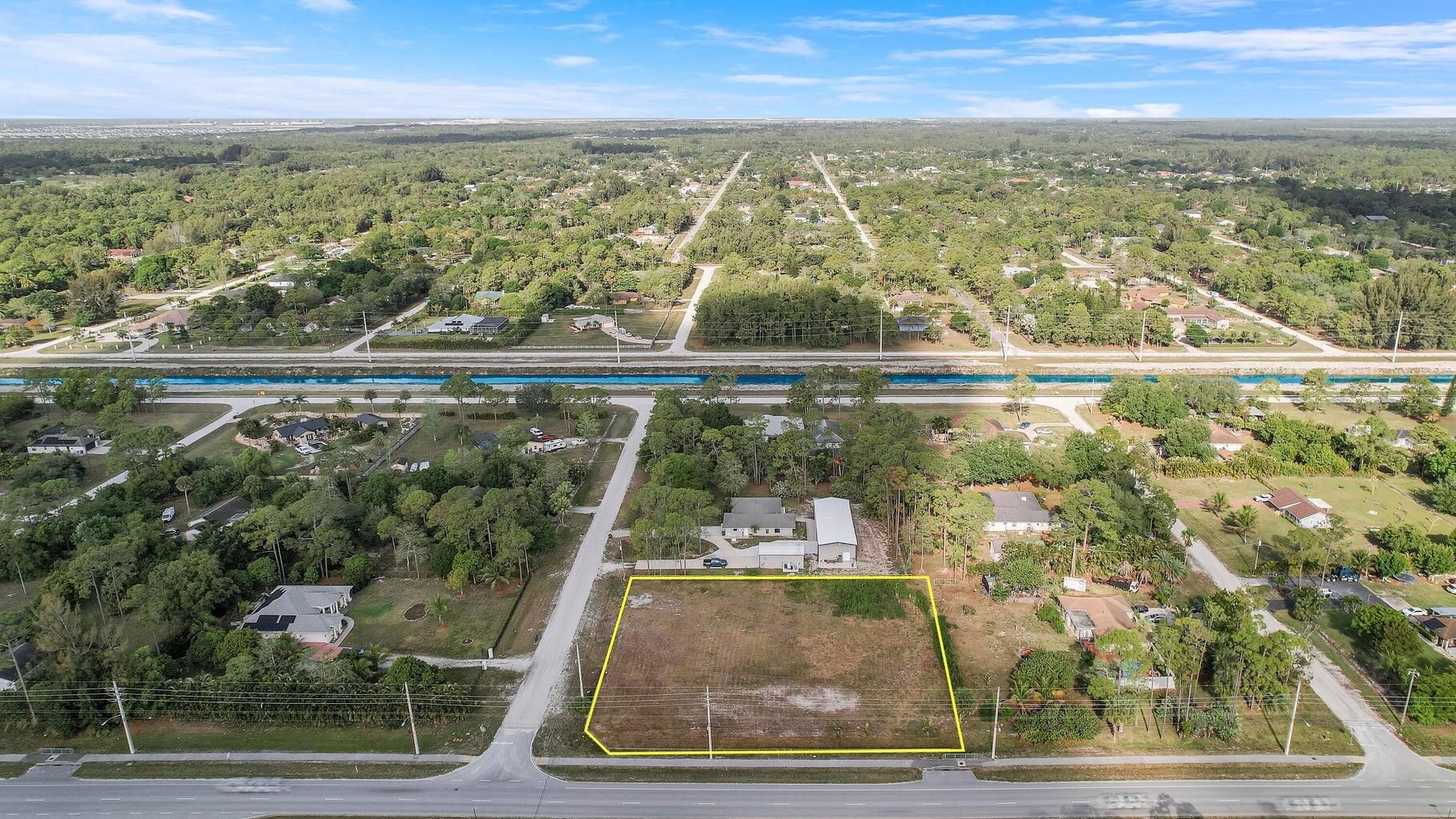 16705 E Lancashire Drive E Property Photo 9