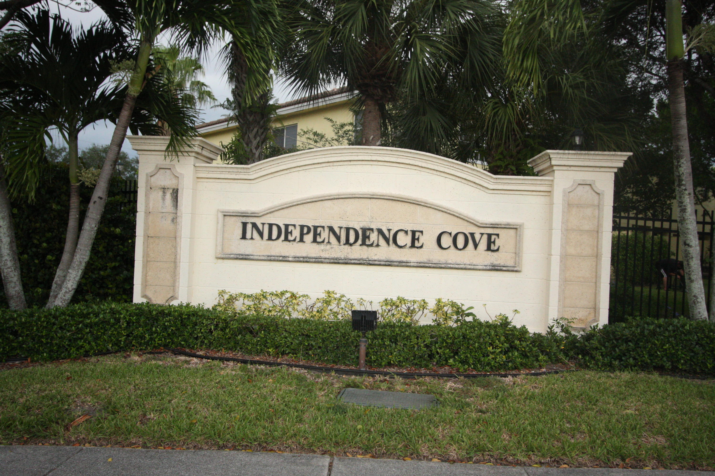 945 Imperial Lake Road Property Photo 1