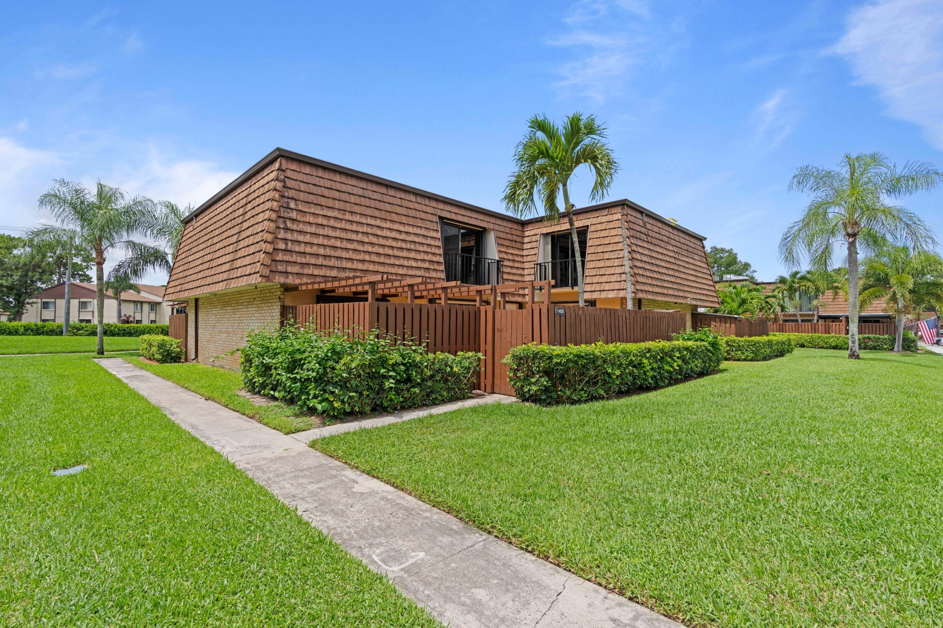 1405 14th Lane Property Photo 2