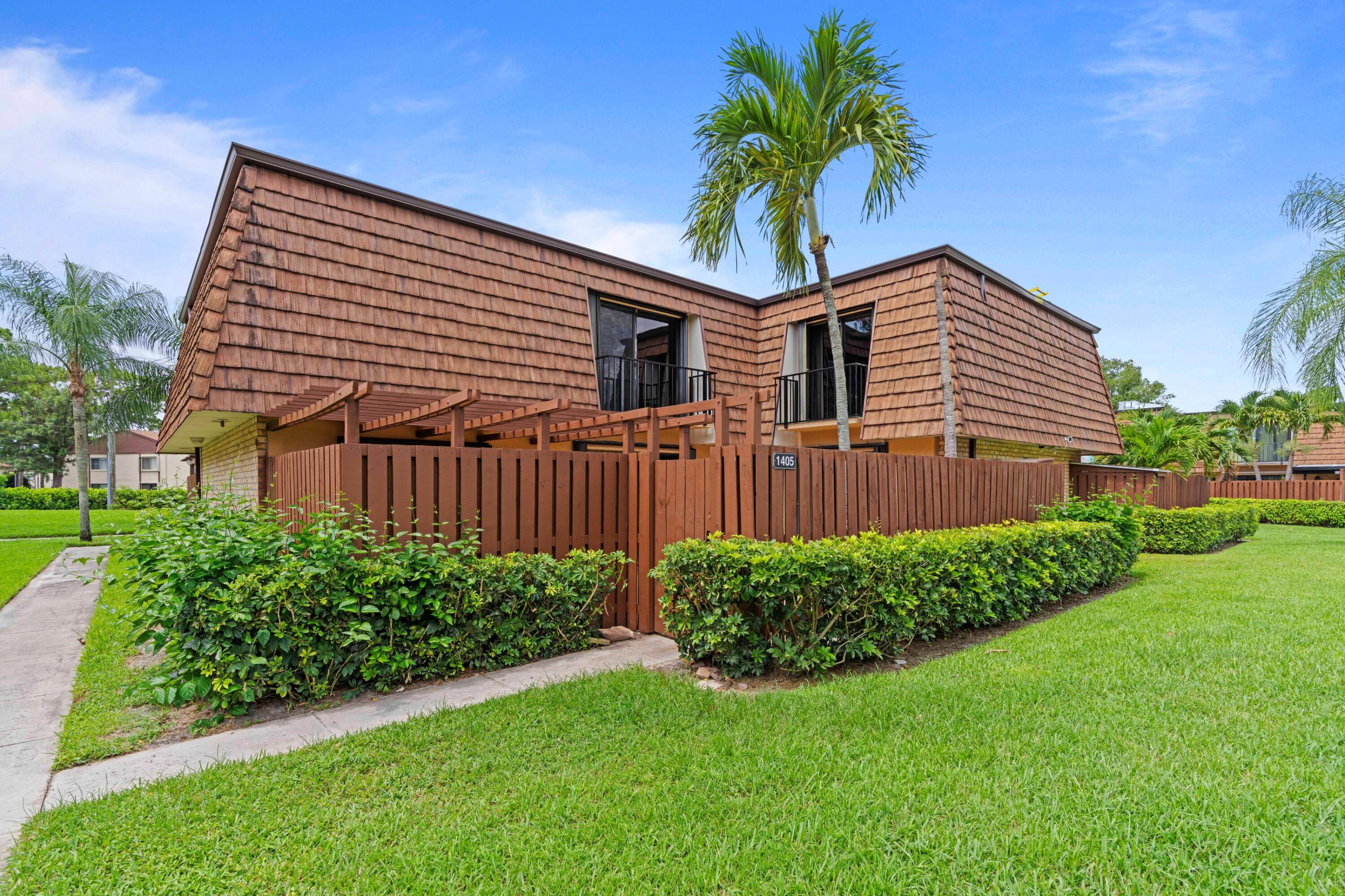 1405 14th Lane Property Photo 3