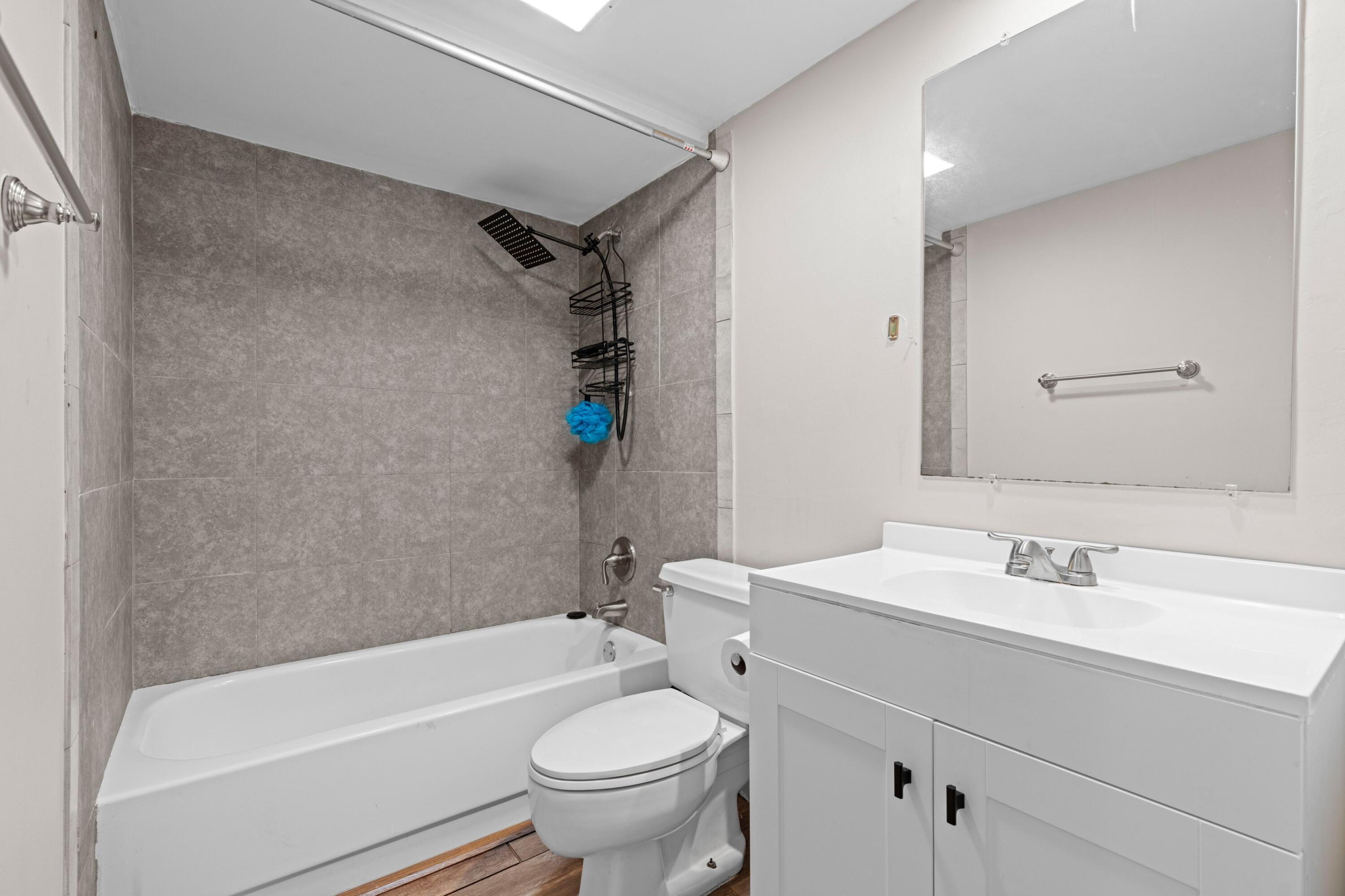 1405 14th Lane Property Photo 9
