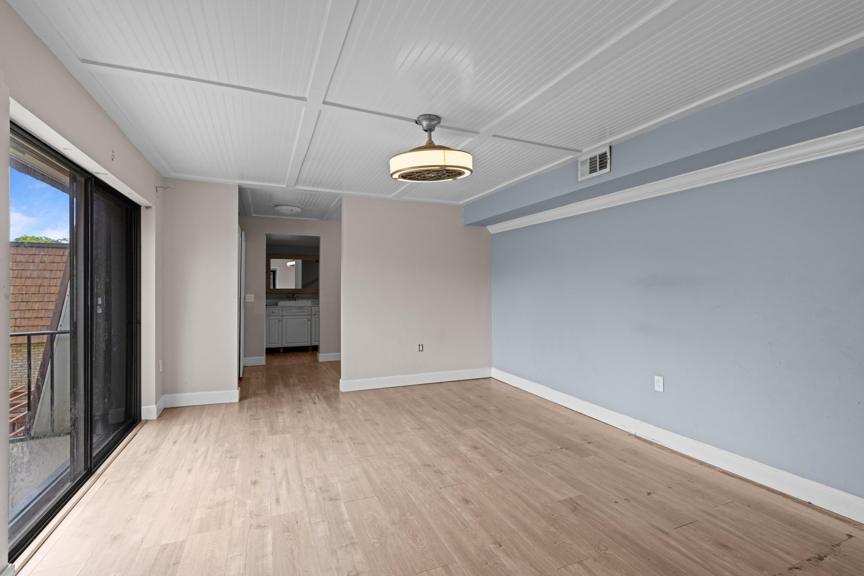 1405 14th Lane Property Photo 13