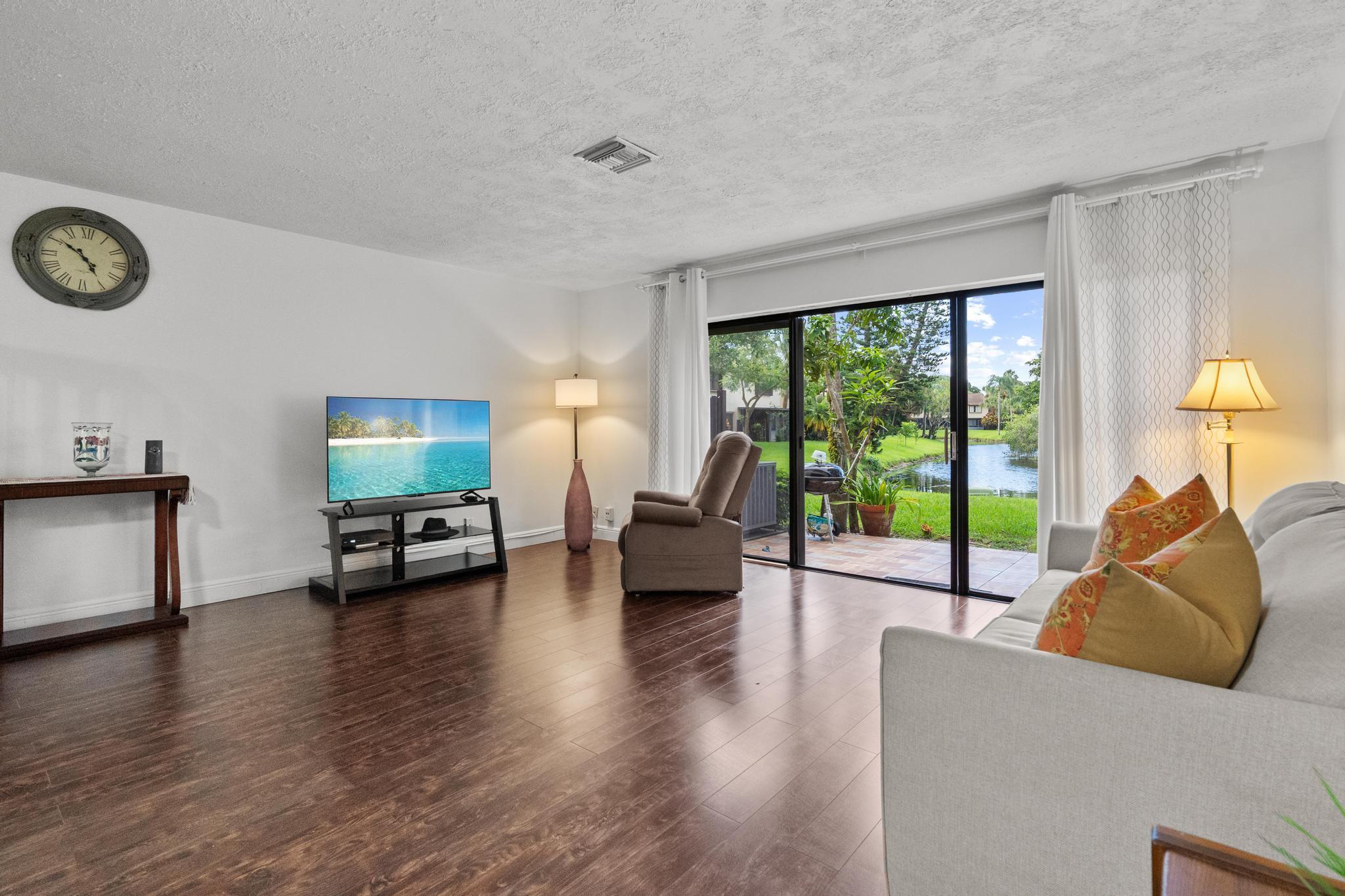 3727 Carambola Circle N 2823 Property Photo 14