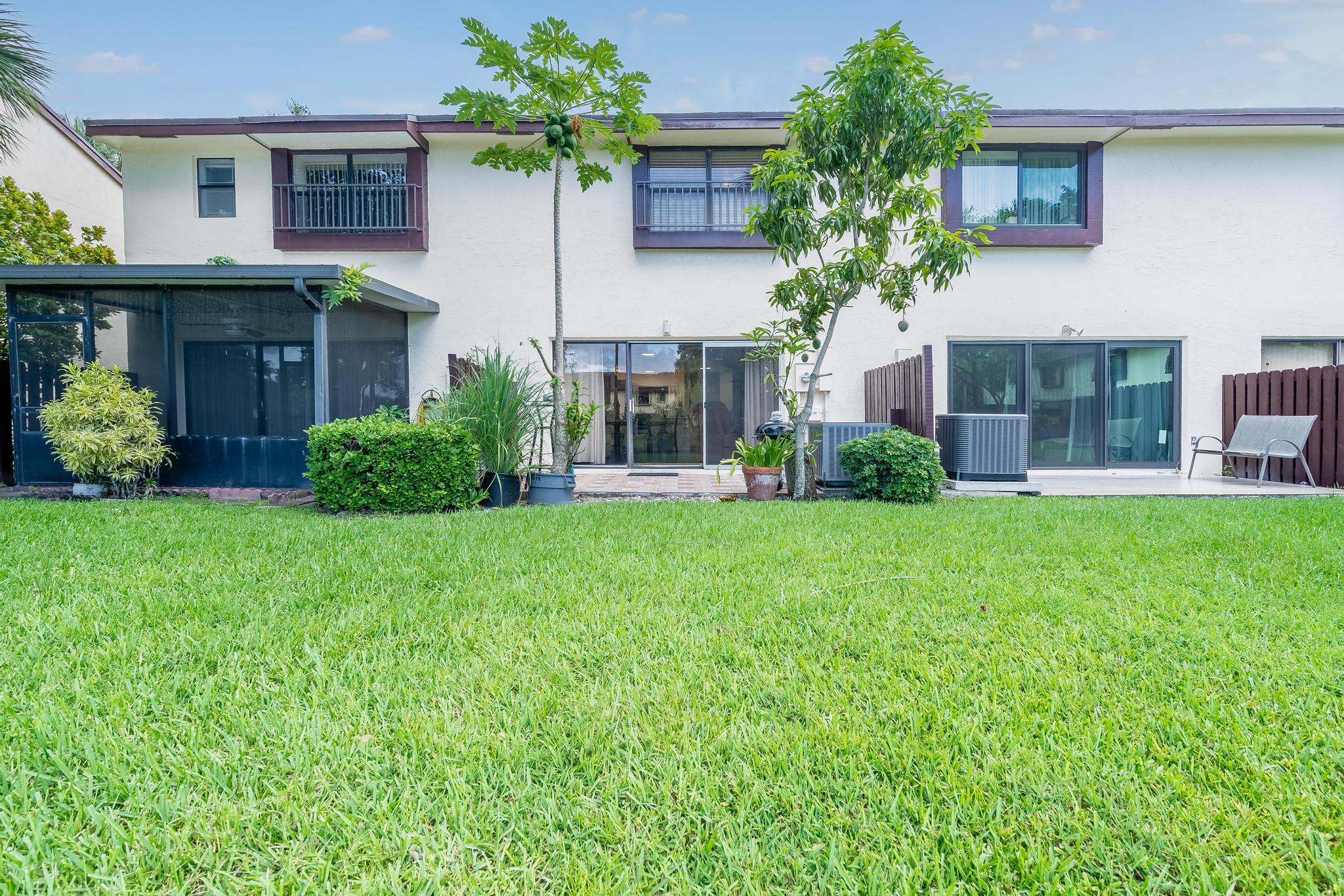 3727 Carambola Circle N 2823 Property Photo 19