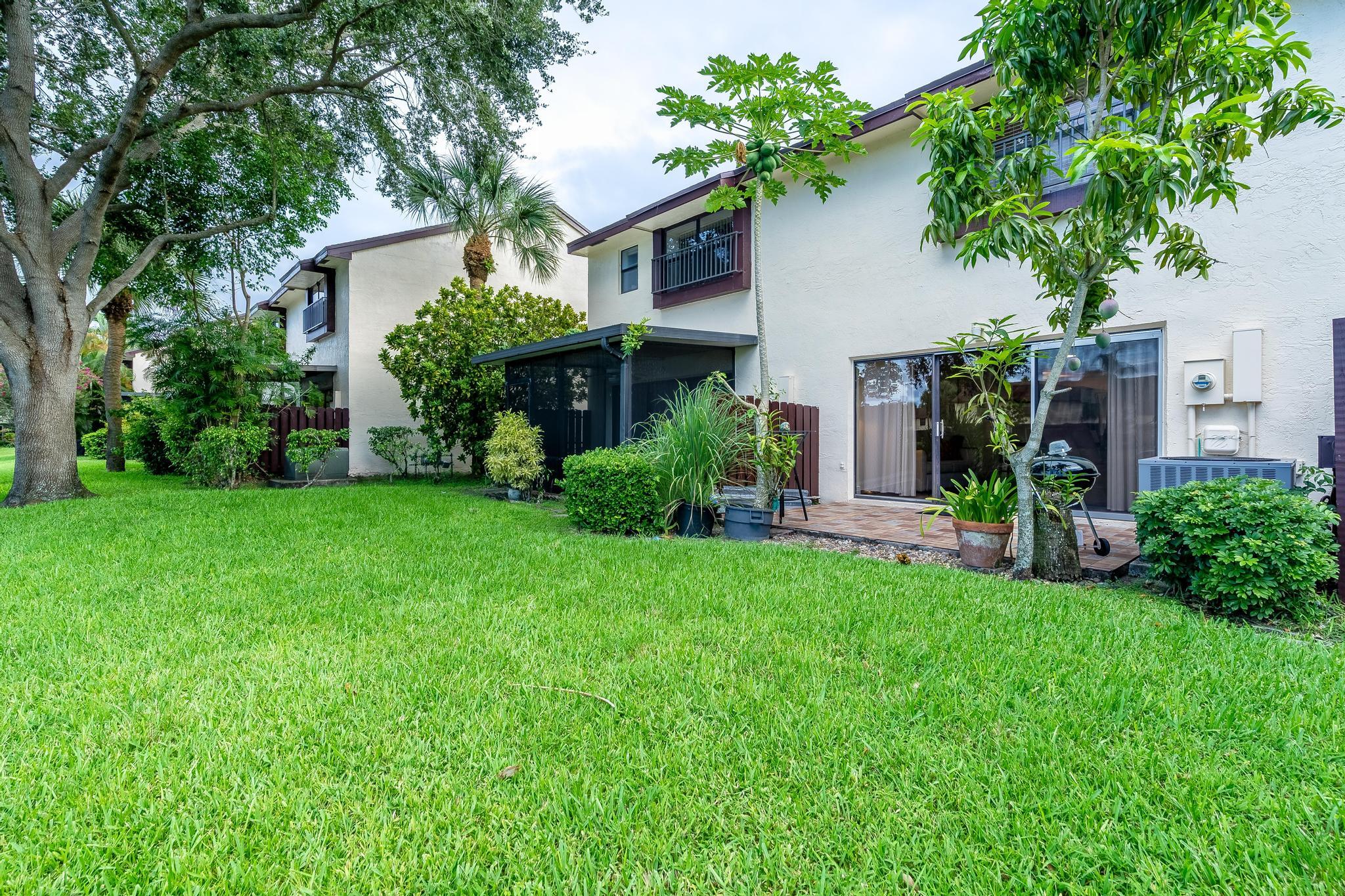 3727 Carambola Circle N 2823 Property Photo 44