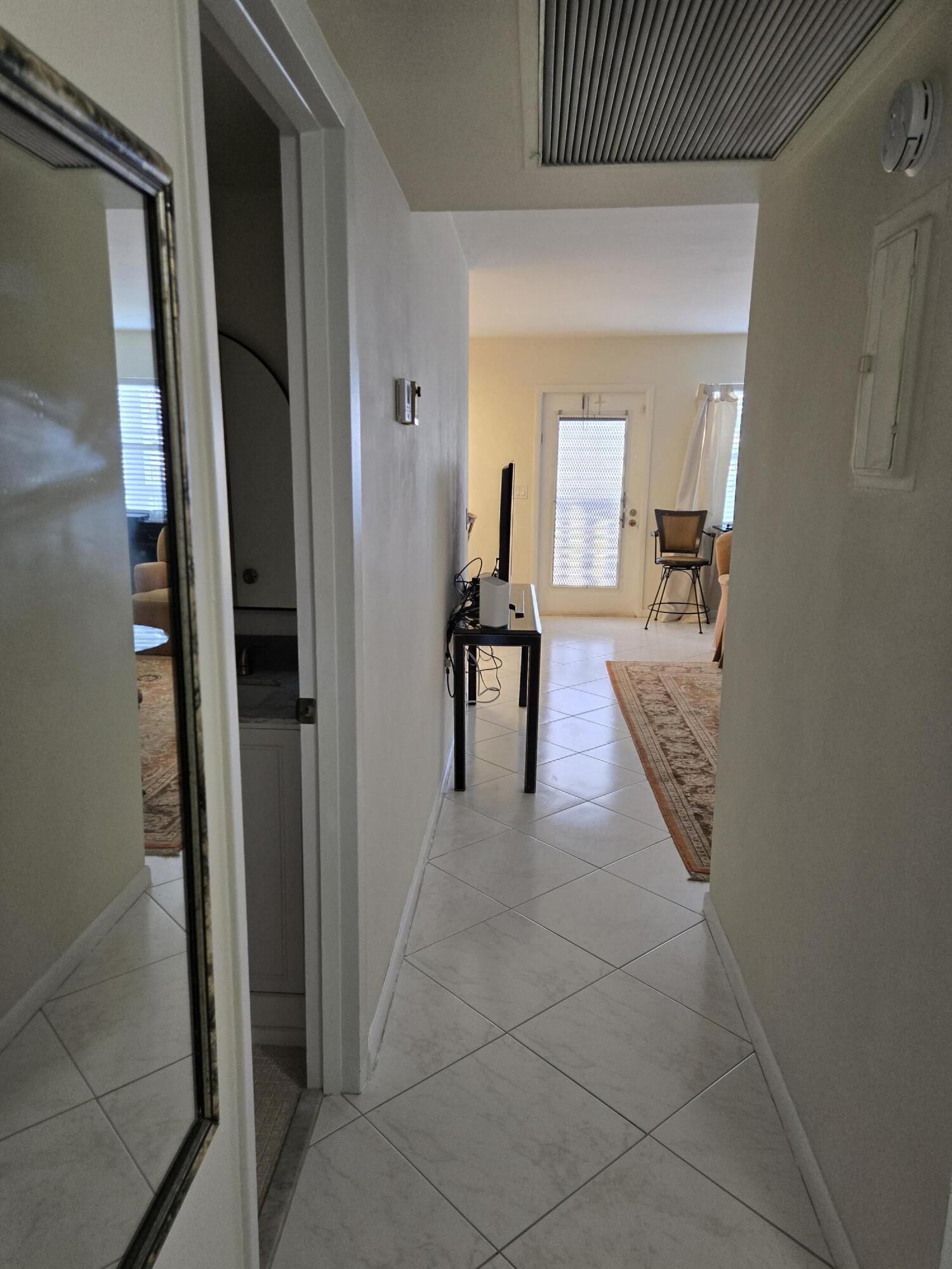 2031 Exeter Property Photo 8