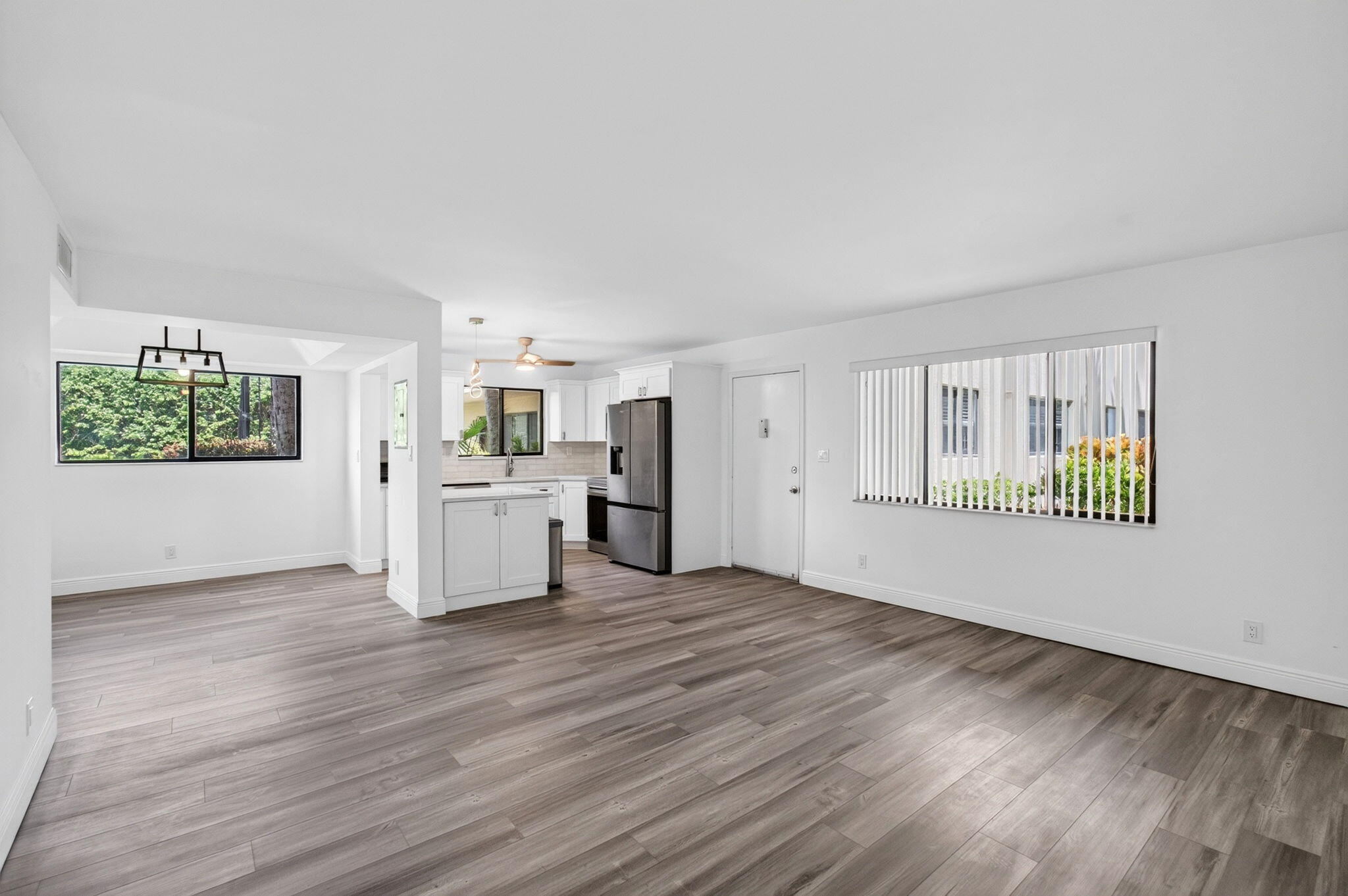 15126 Ashland Street 238 Property Photo 11