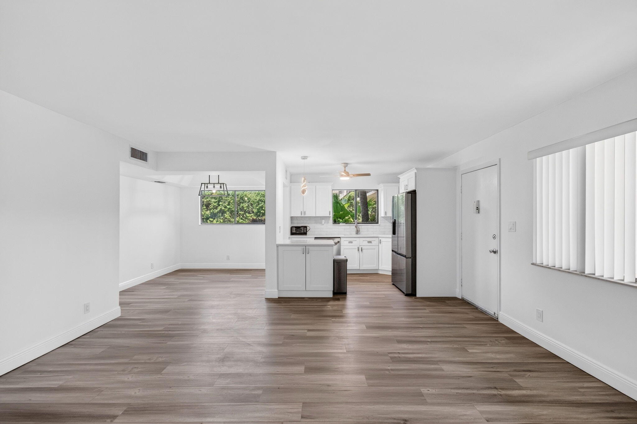 15126 Ashland Street 238 Property Photo 14