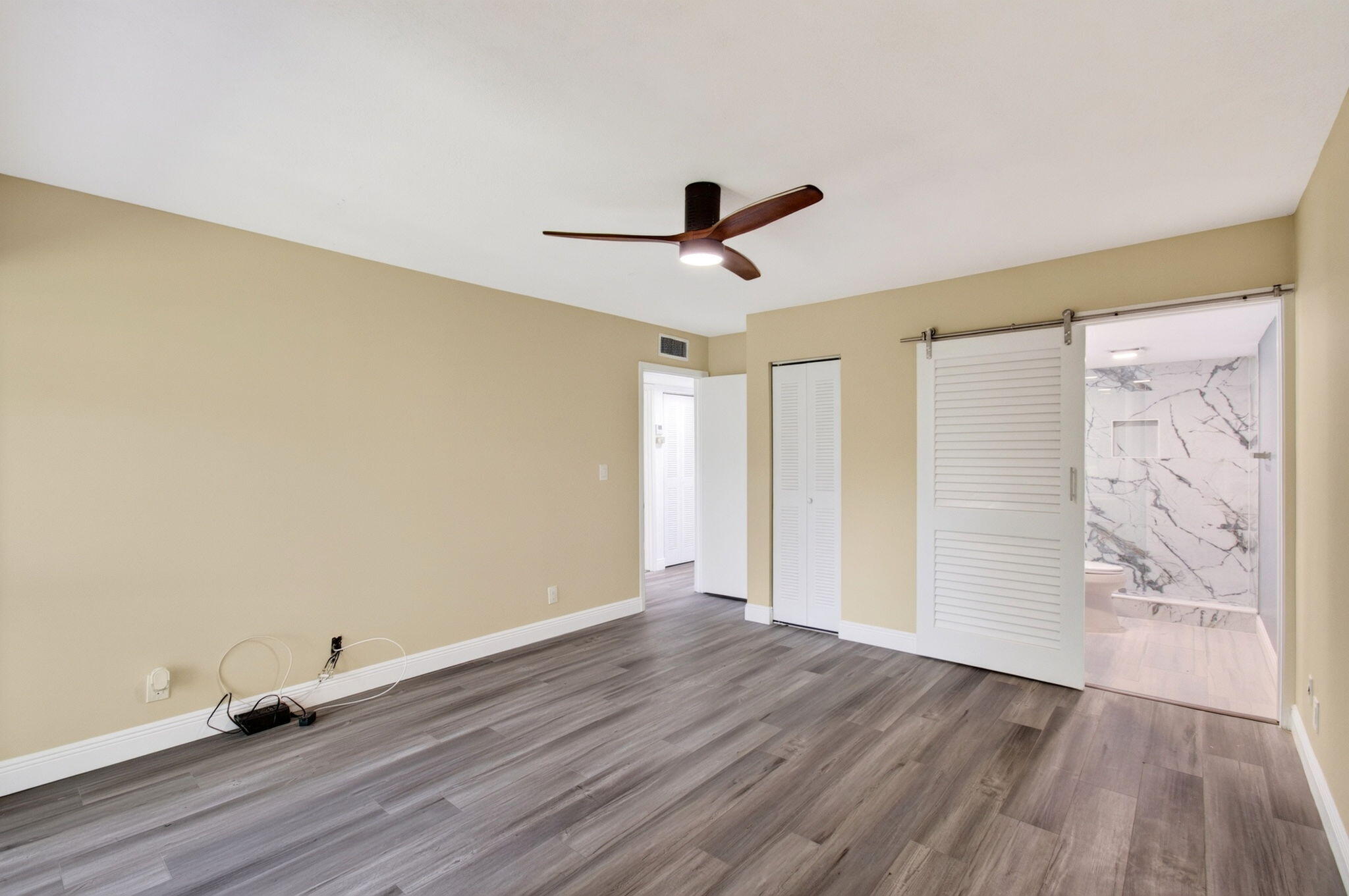 15126 Ashland Street 238 Property Photo 20