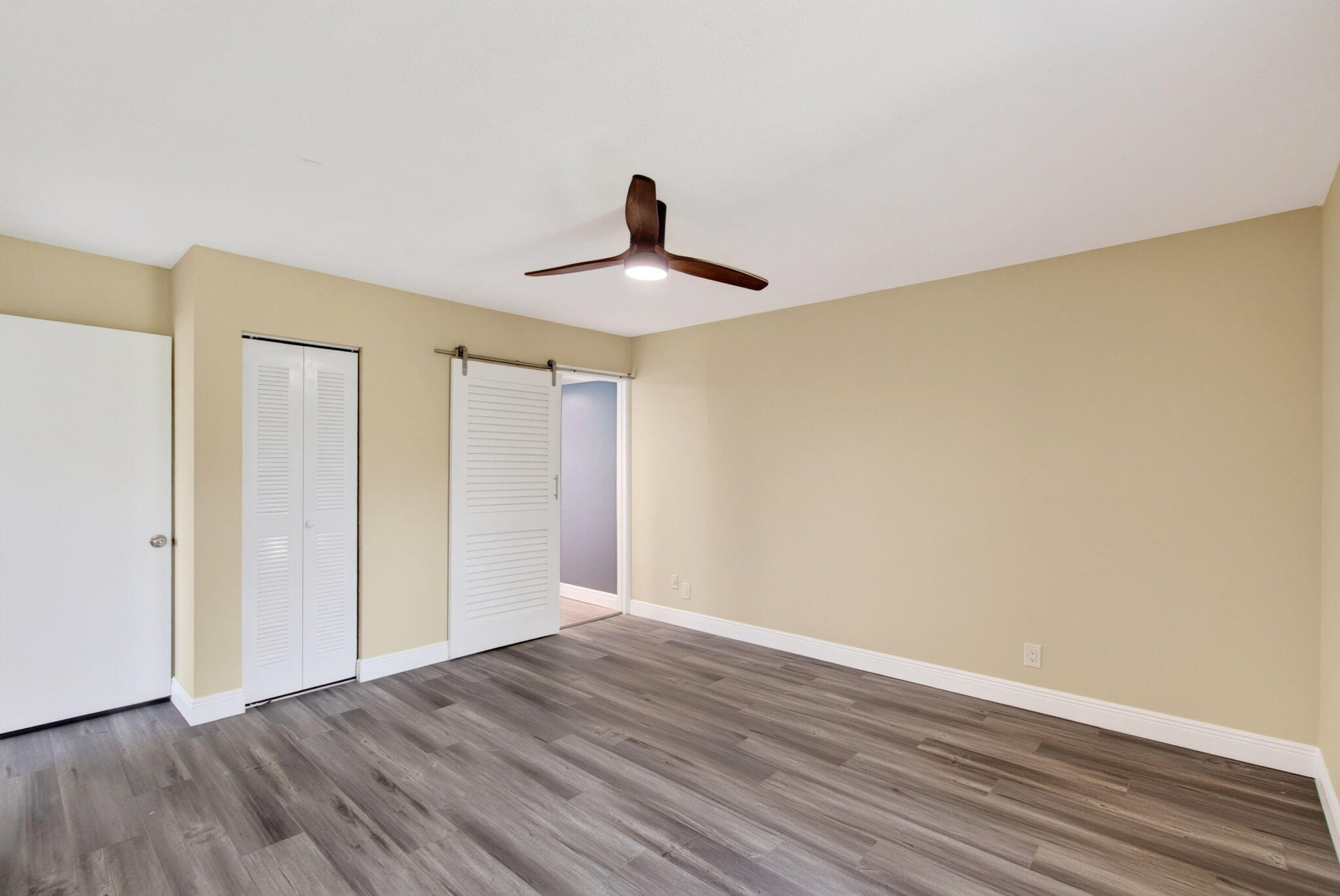 15126 Ashland Street 238 Property Photo 21