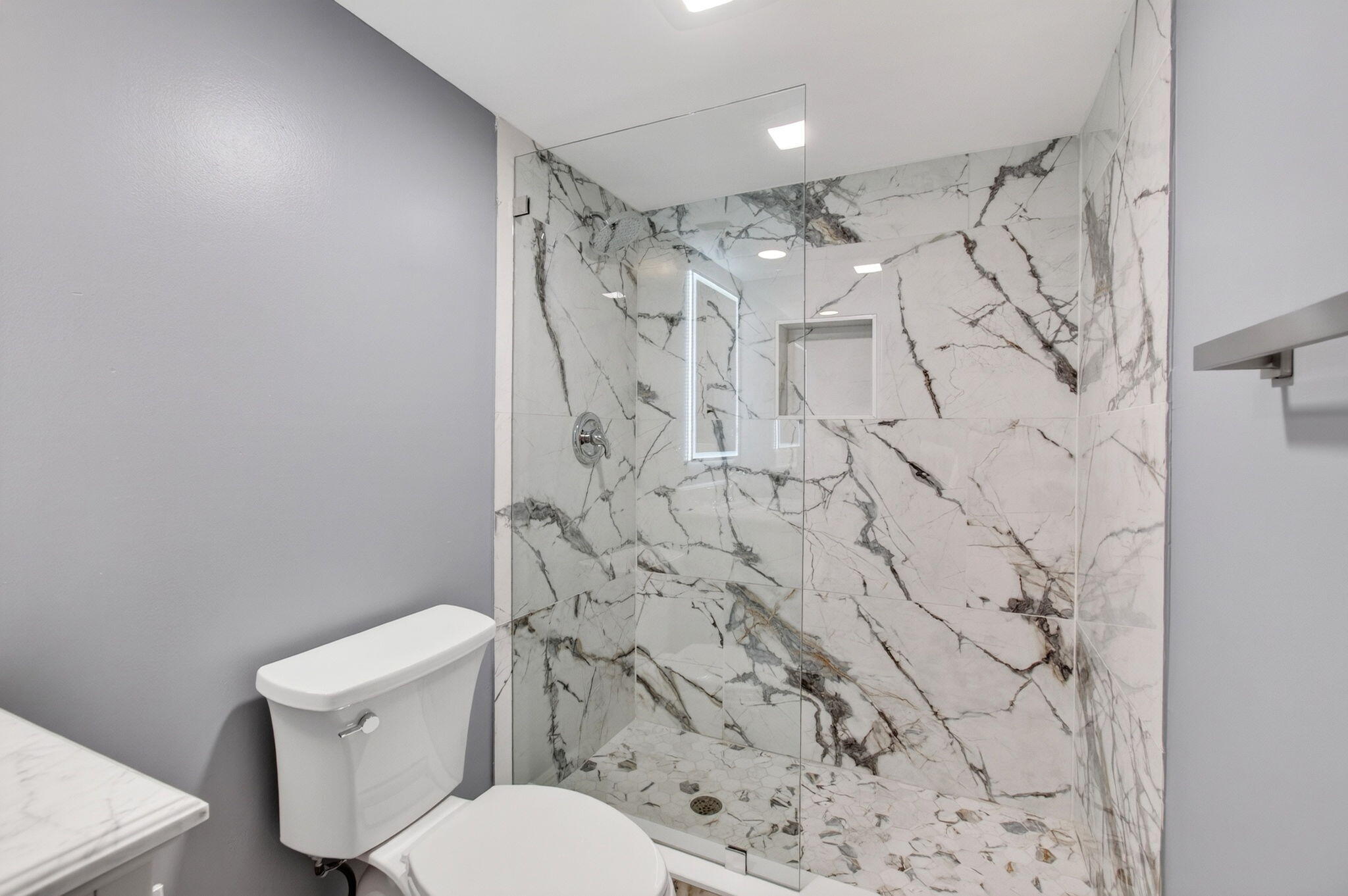 15126 Ashland Street 238 Property Photo 24