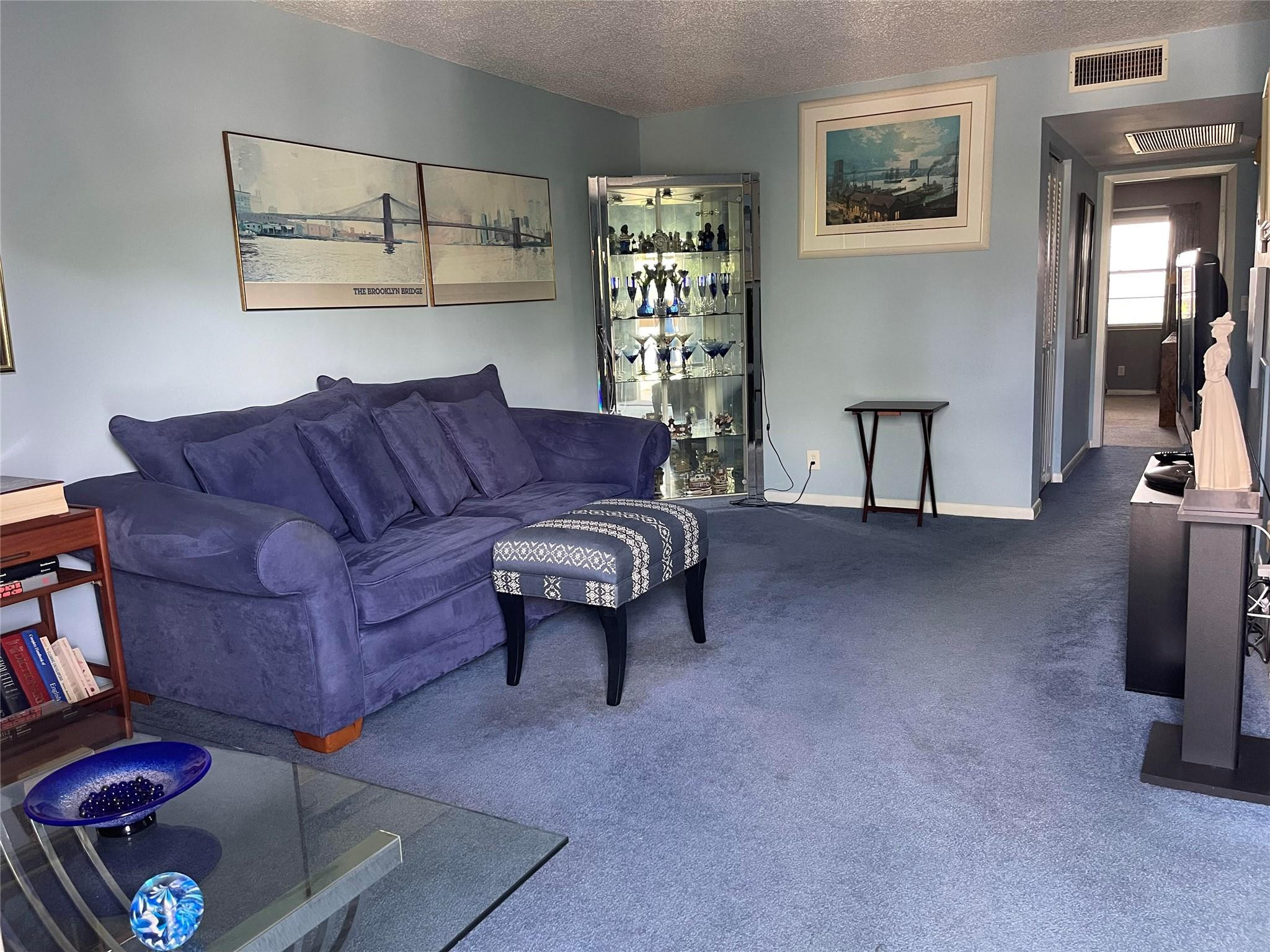 4030 Hythe B 4030 Property Photo 15