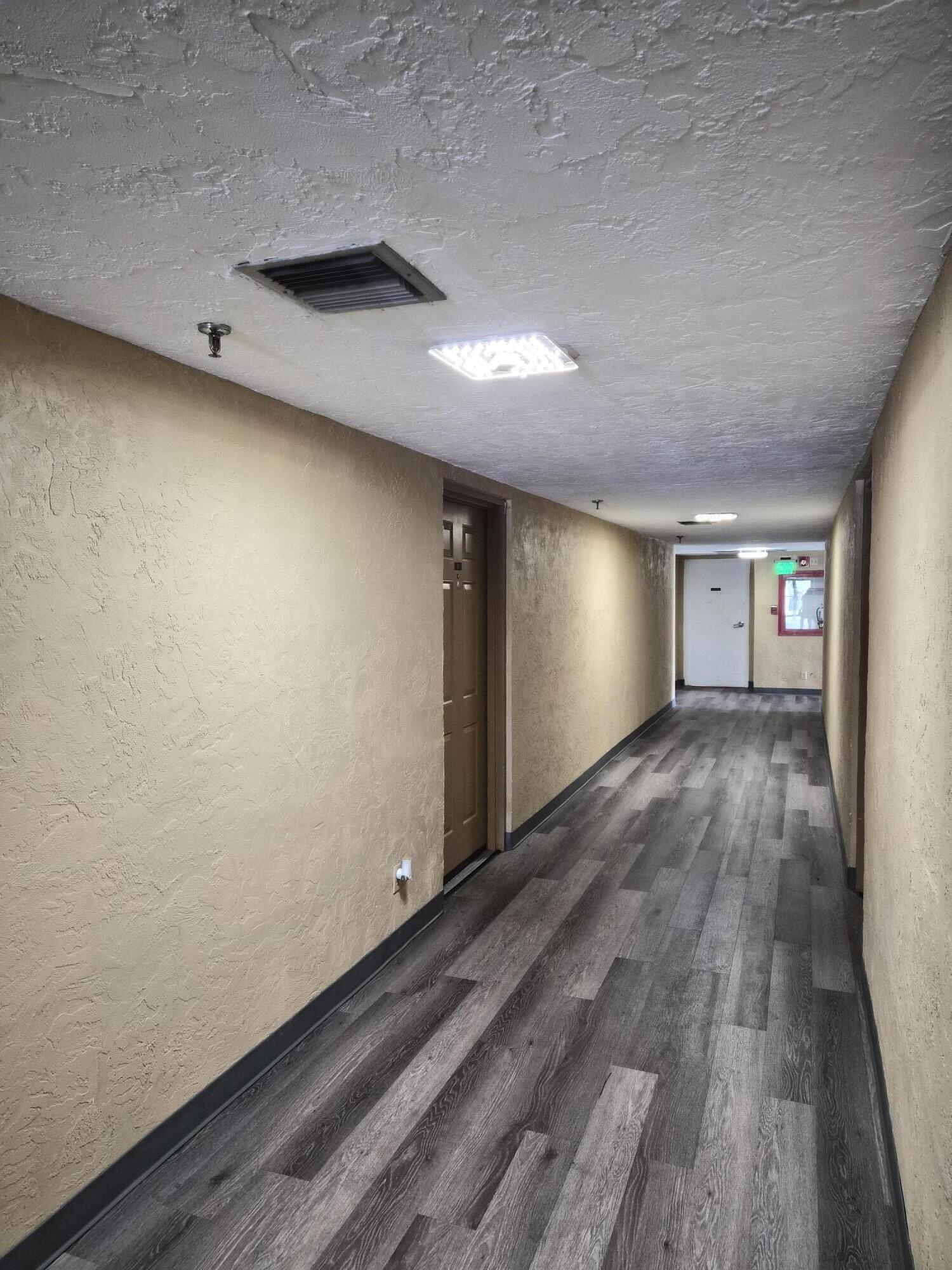 B26050717 Property Photo 4