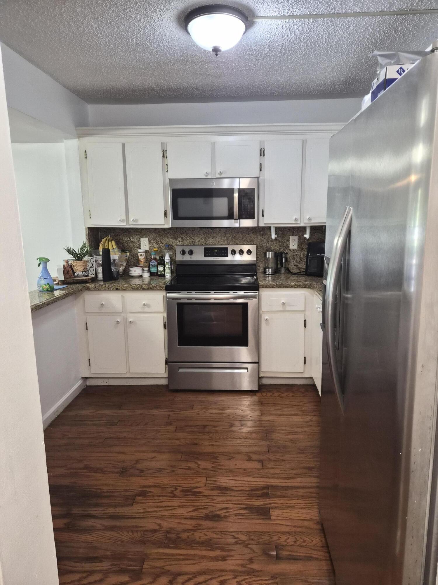 B26050717 Property Photo 7