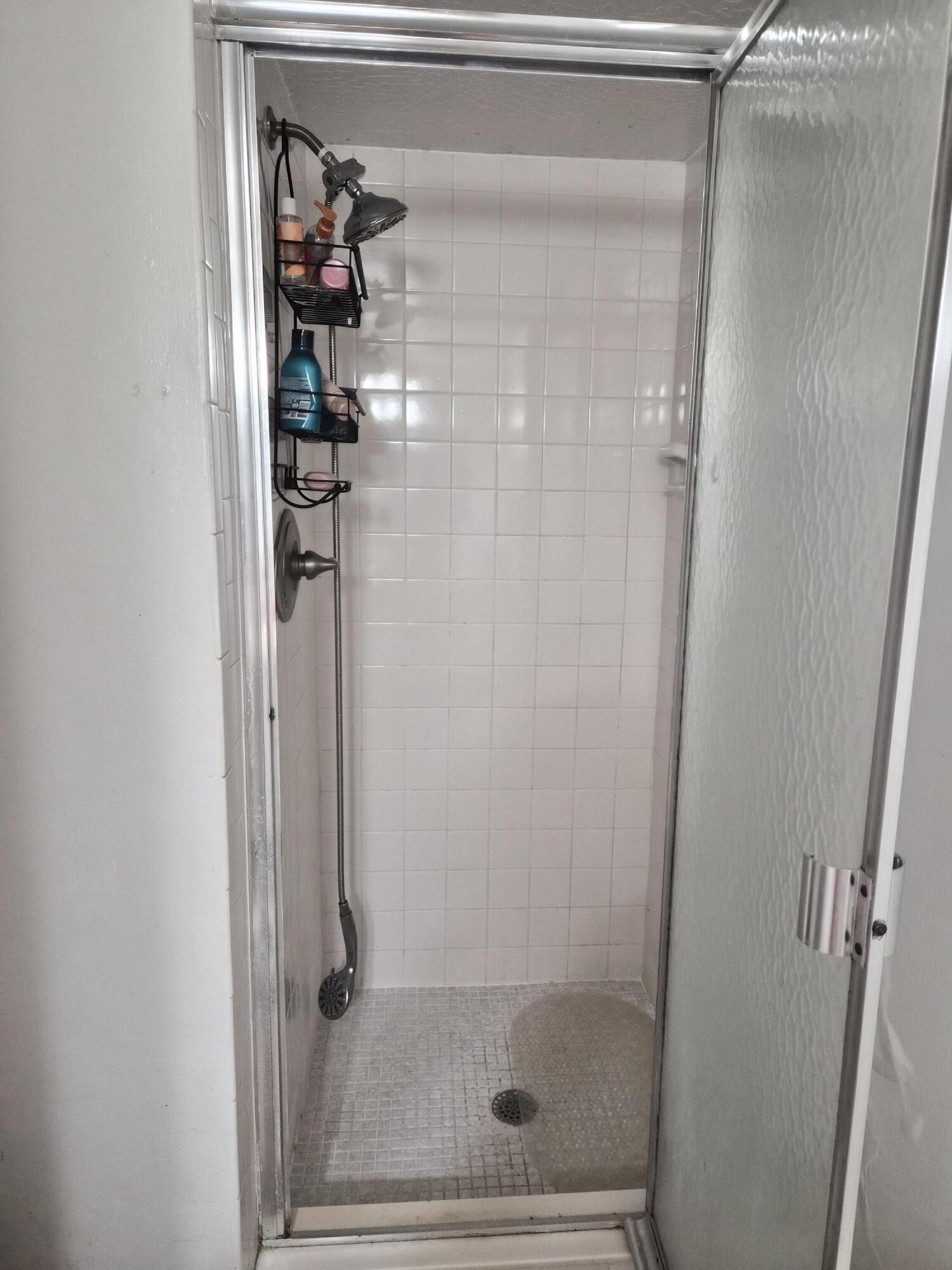 B26050717 Property Photo 18